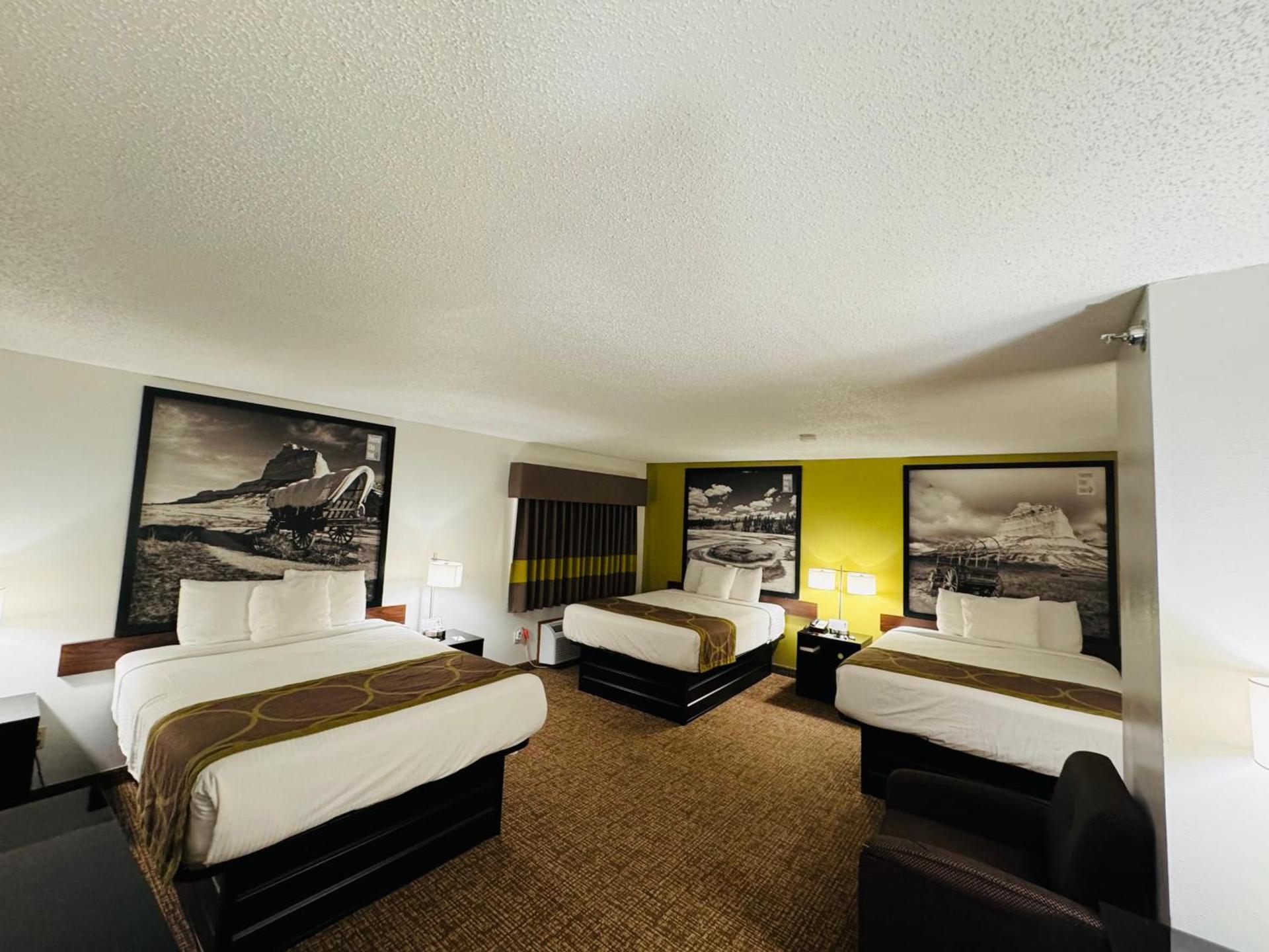 Forest City Inn photo 61