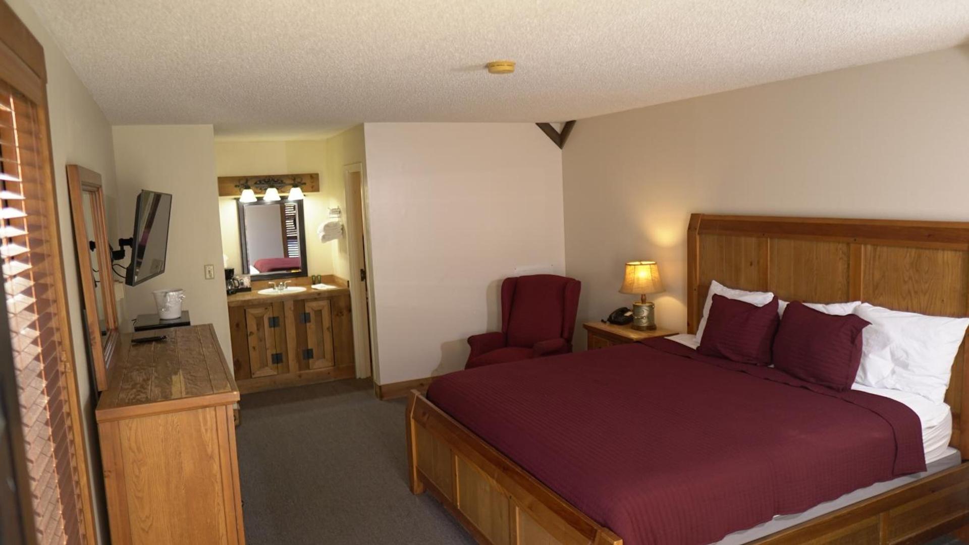 Skyline Lodge photo 19