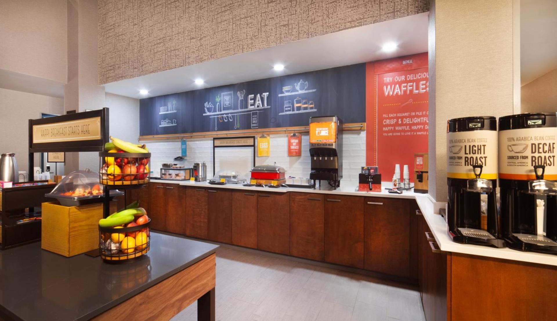 Hampton Inn Athens photo 44
