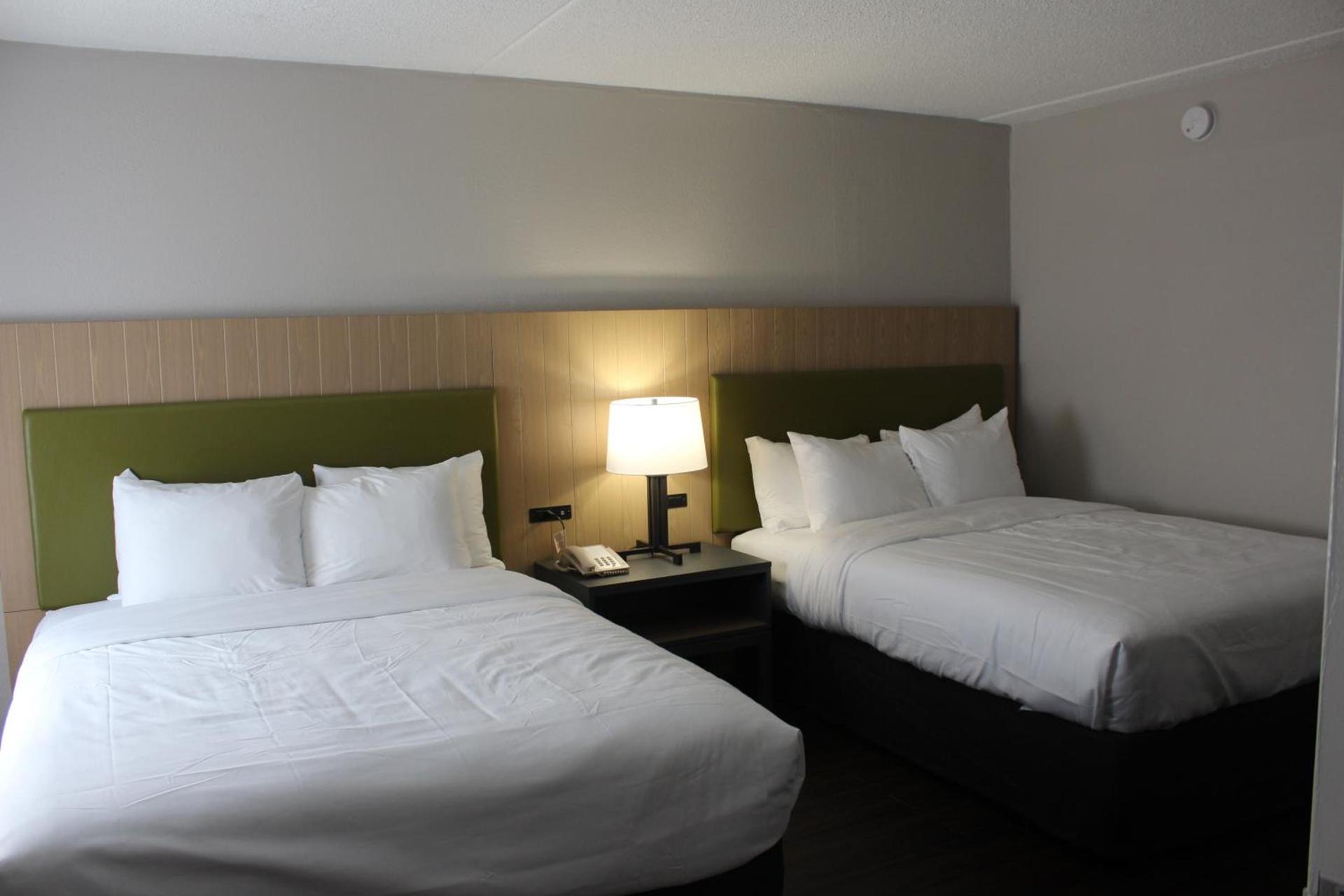 Country Inn & Suites by Radisson, Dunbar - Charleston photo 24