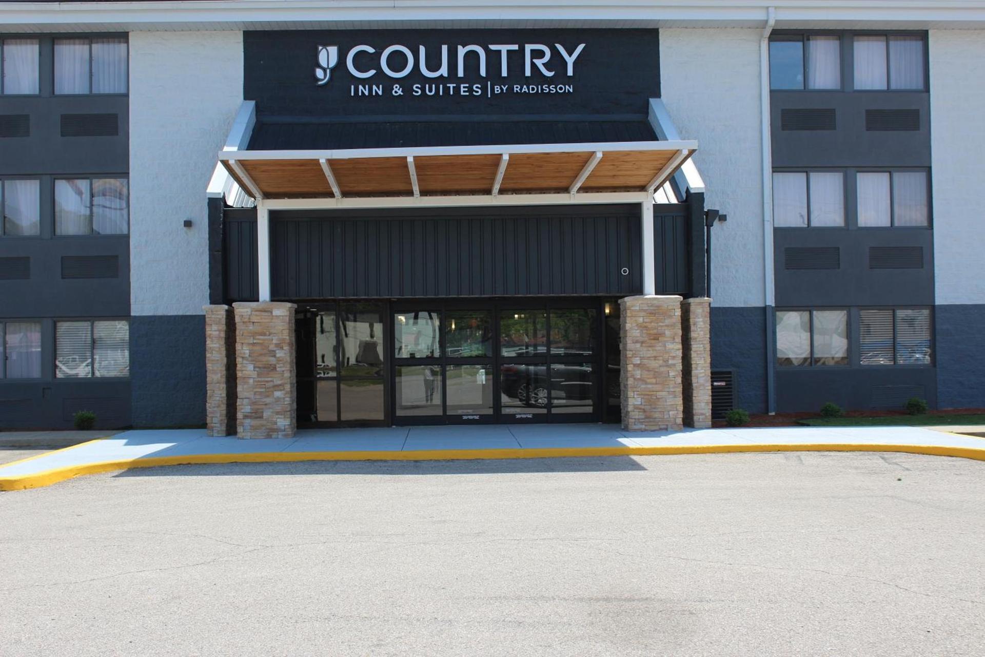 Country Inn & Suites by Radisson, Dunbar - Charleston photo 36