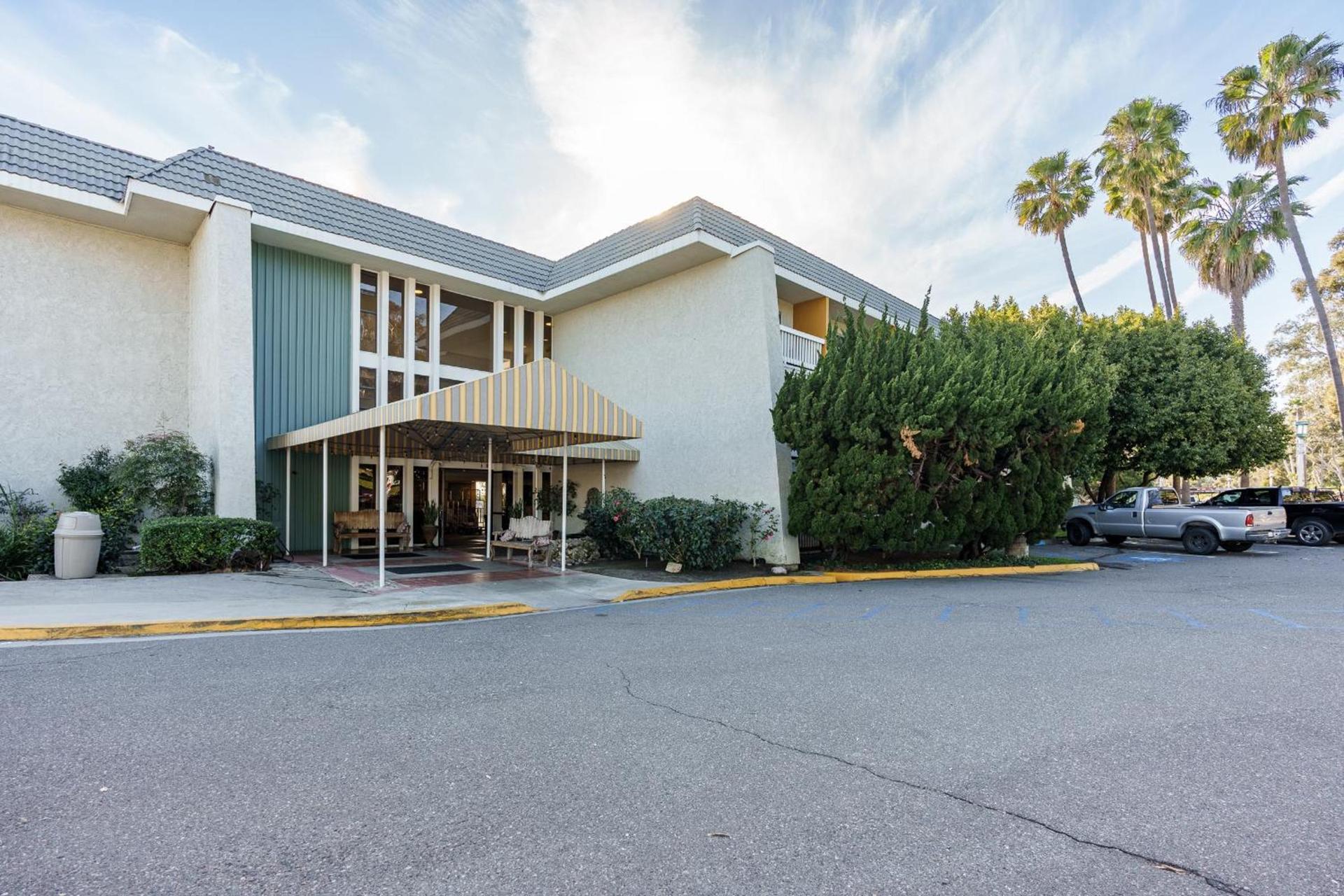 Dana Point Marina Inn photo 16