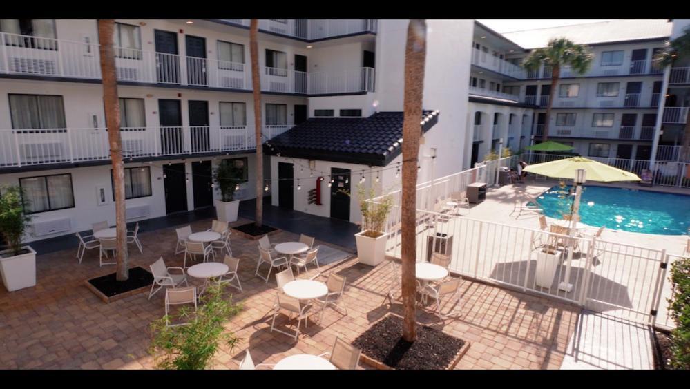 Mai Hana Hotel and Suites I Drive-Theme Parks photo 9