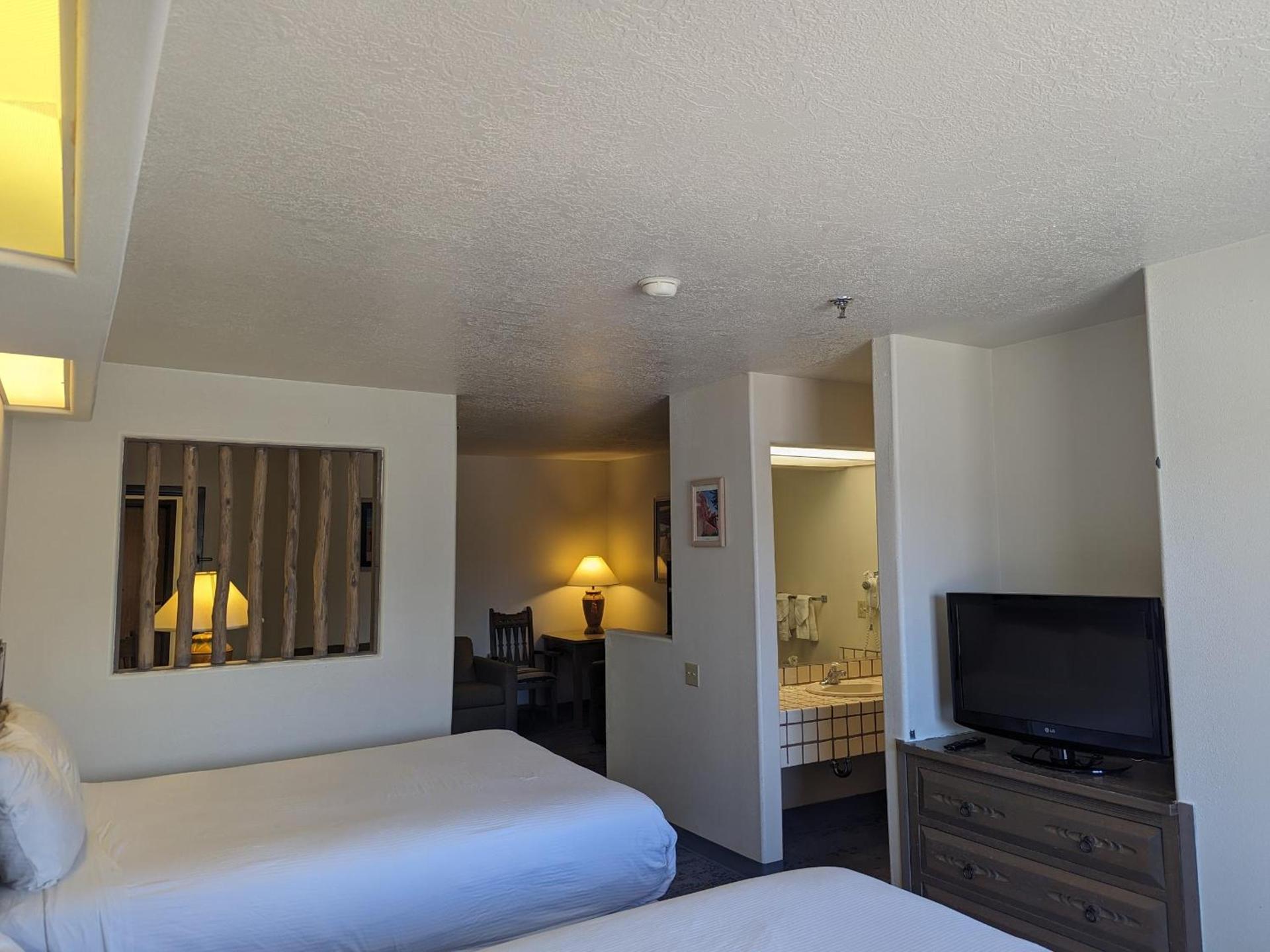 Sagebrush Inn & Suites photo 94