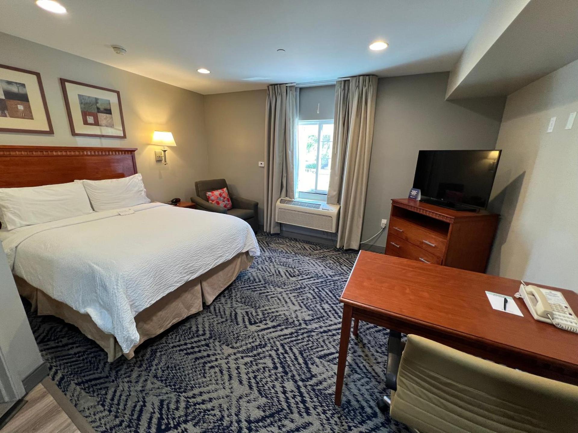 Candlewood Suites LAX Hawthorne by IHG photo 10