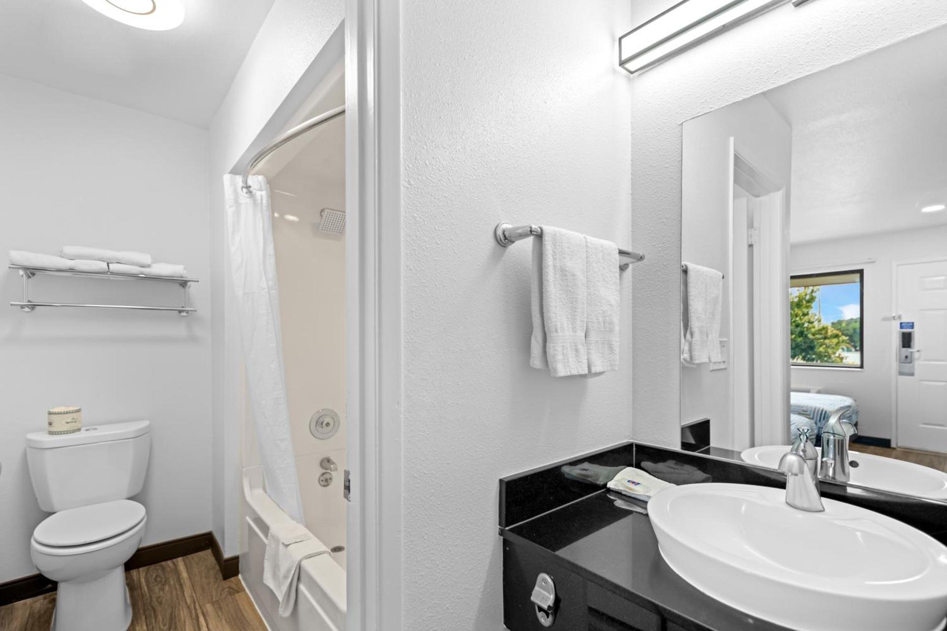 Motel 6-Monterey, CA photo 30