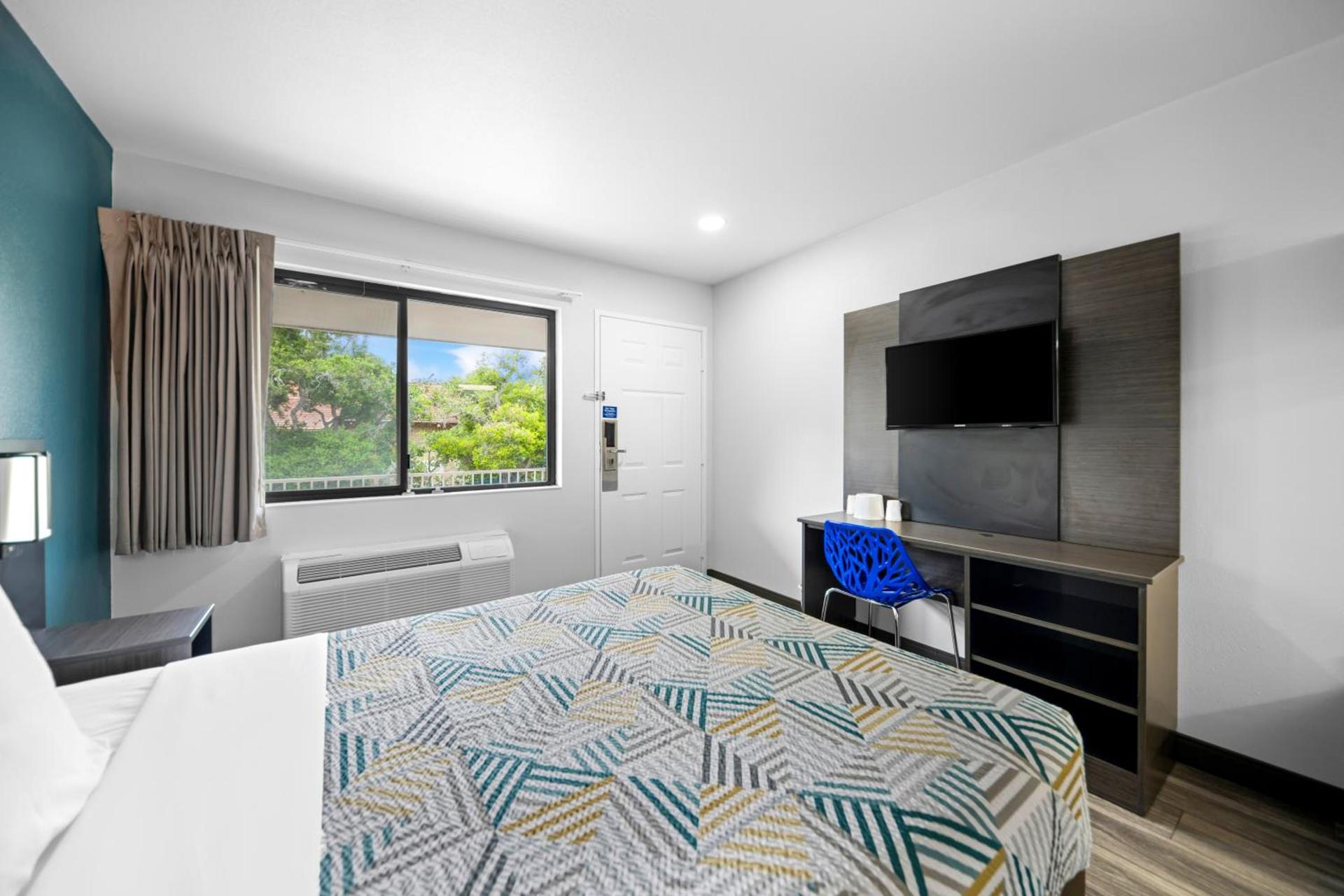 Motel 6-Monterey, CA photo 34
