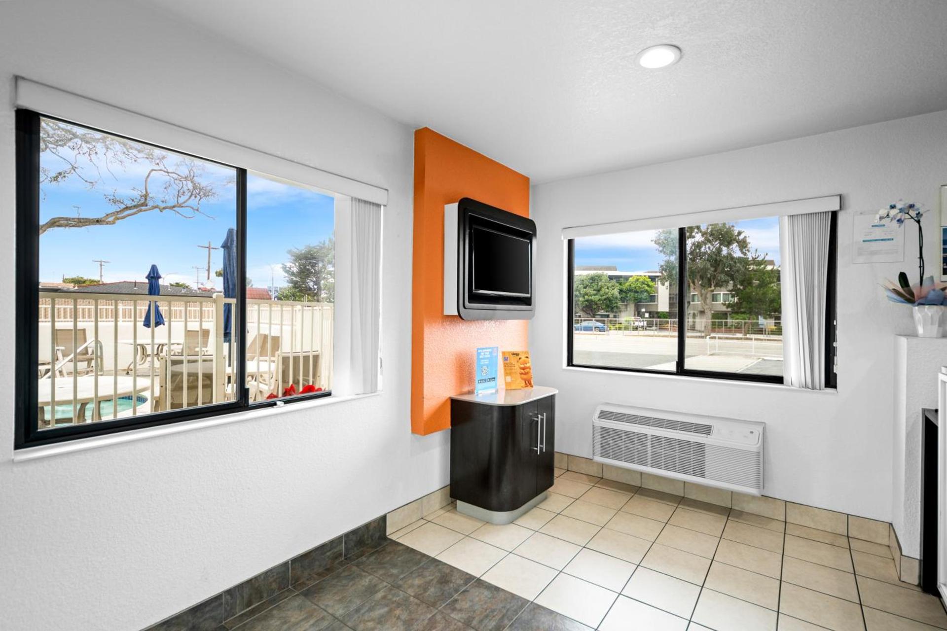 Motel 6-Monterey, CA photo 35