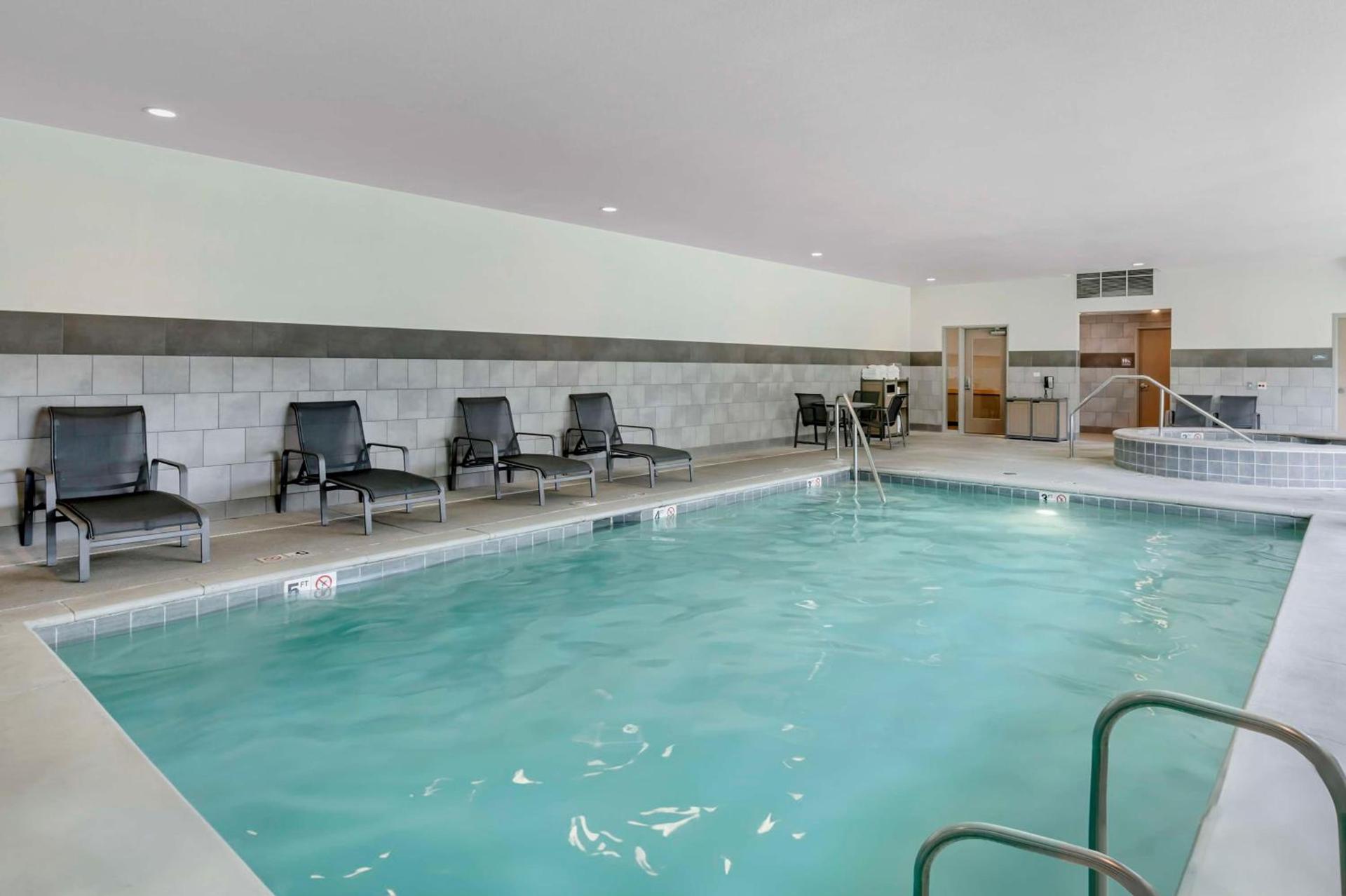 Best Western Plus Peppertree Nampa Civic Center Inn photo 25