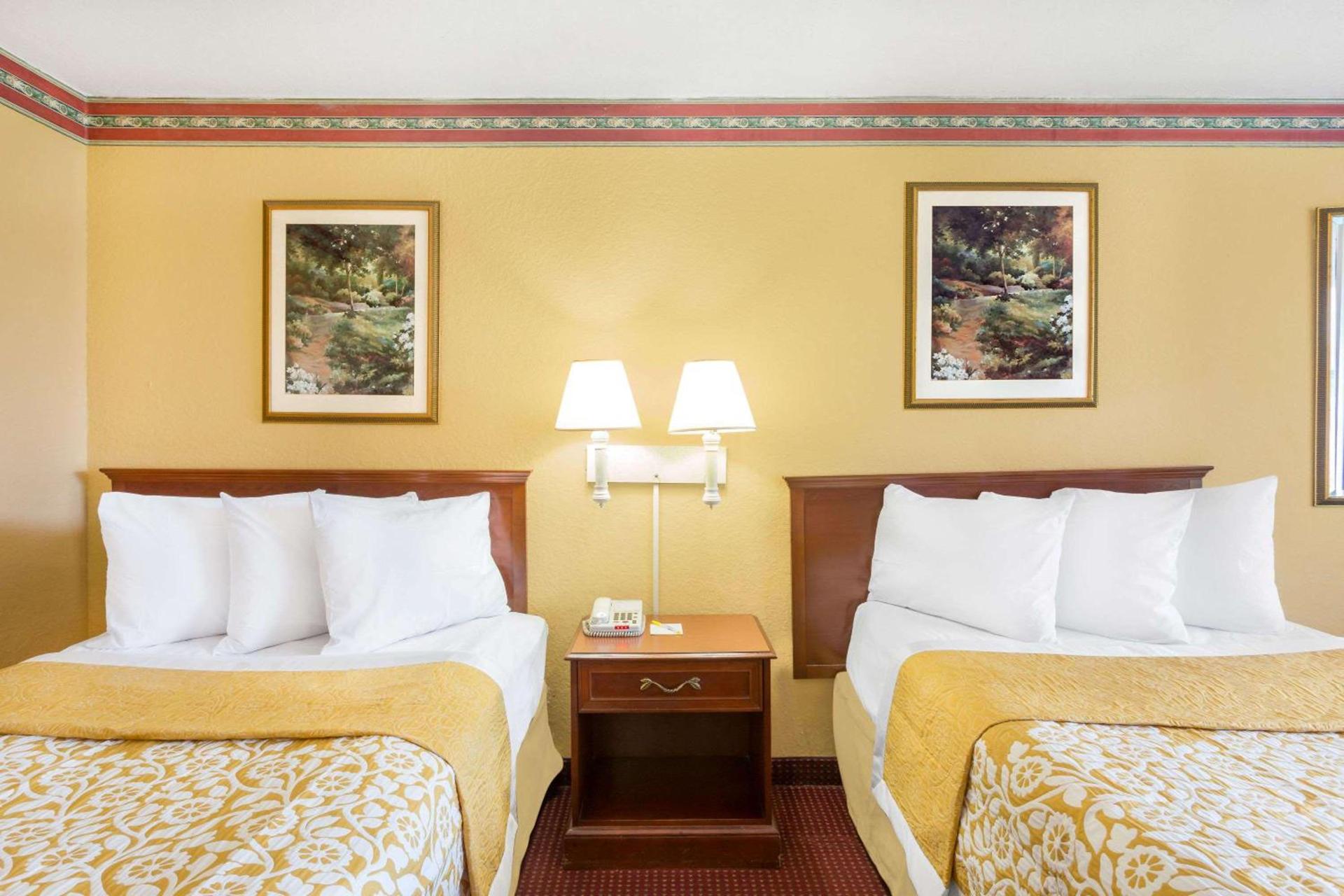 Howard Johnson by Wyndham Orlando-International Drive photo 31