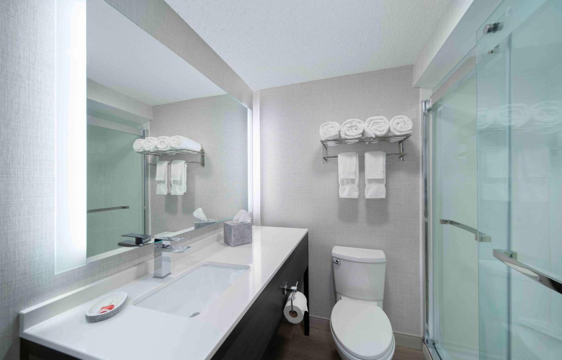 Holiday Inn Express South Burlington - Downtown by IHG photo 33