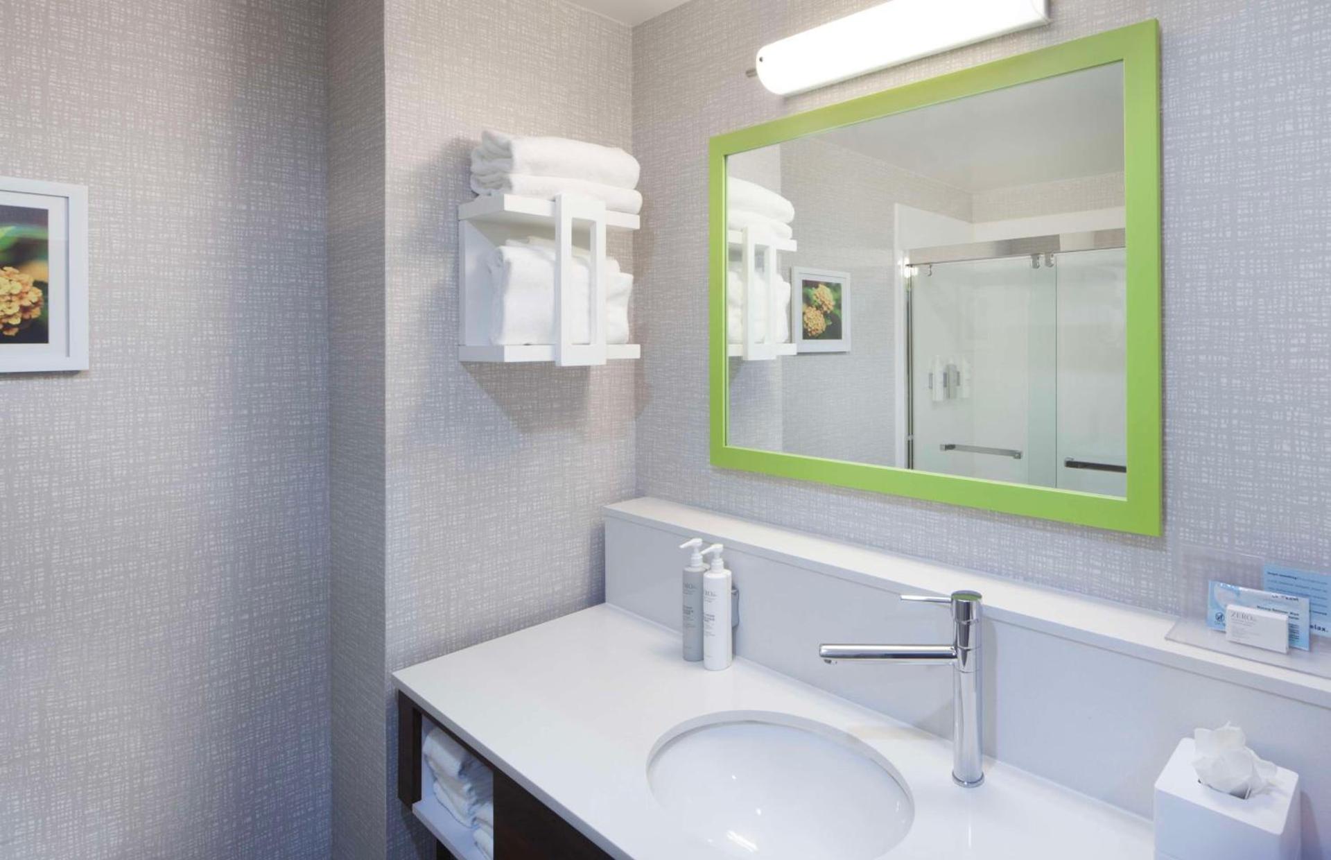Hampton Inn Athens photo 28