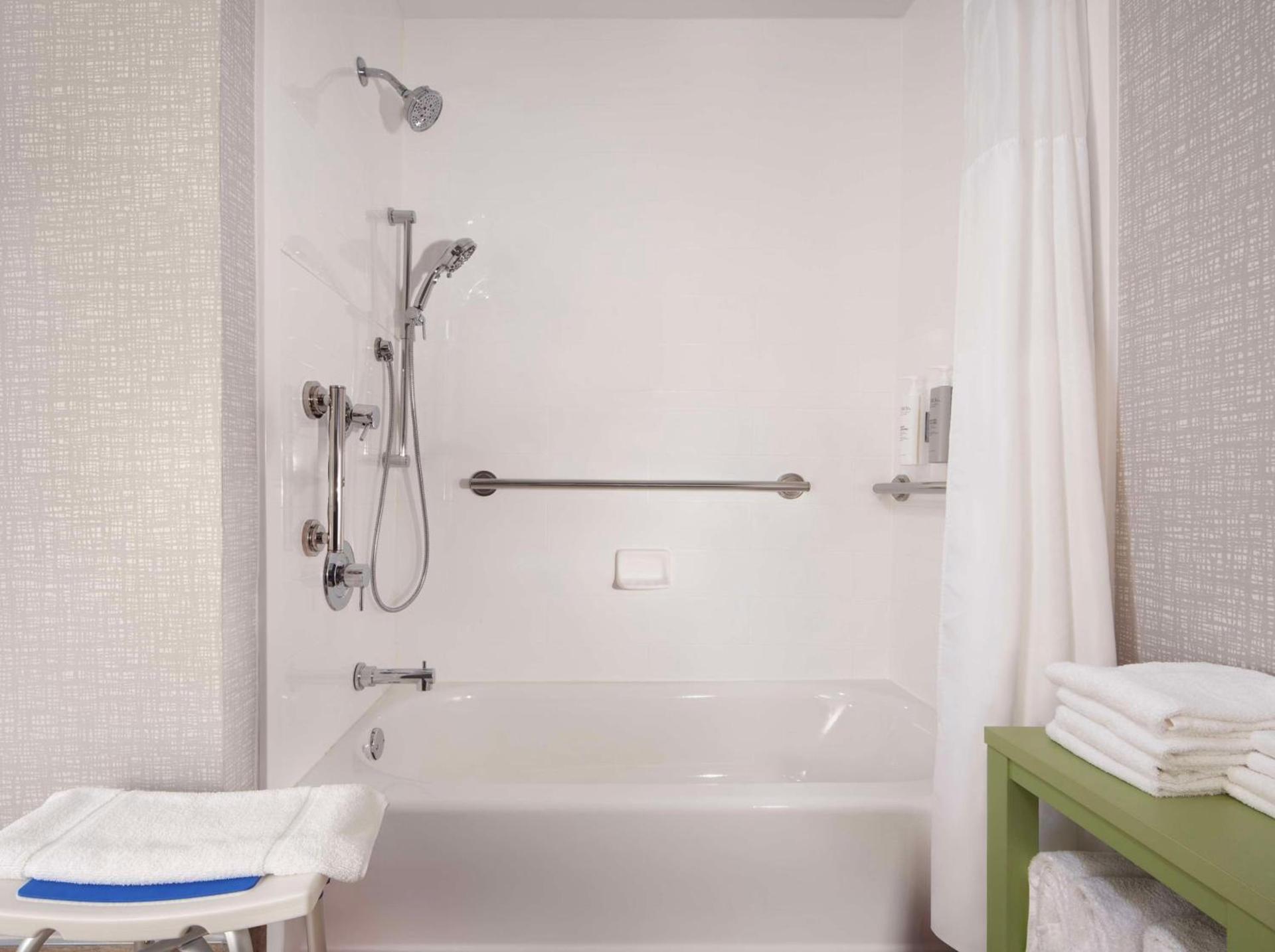 Hampton Inn Athens photo 29