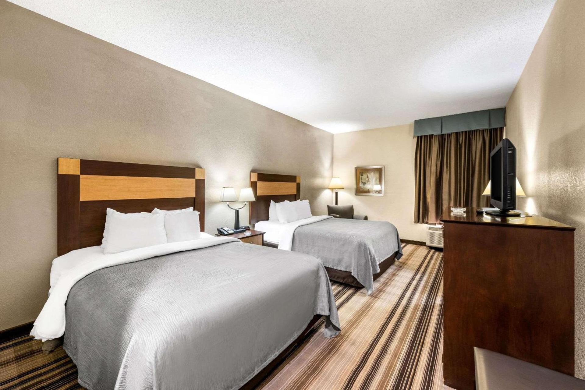 Quality Inn Bulls Gap photo 18