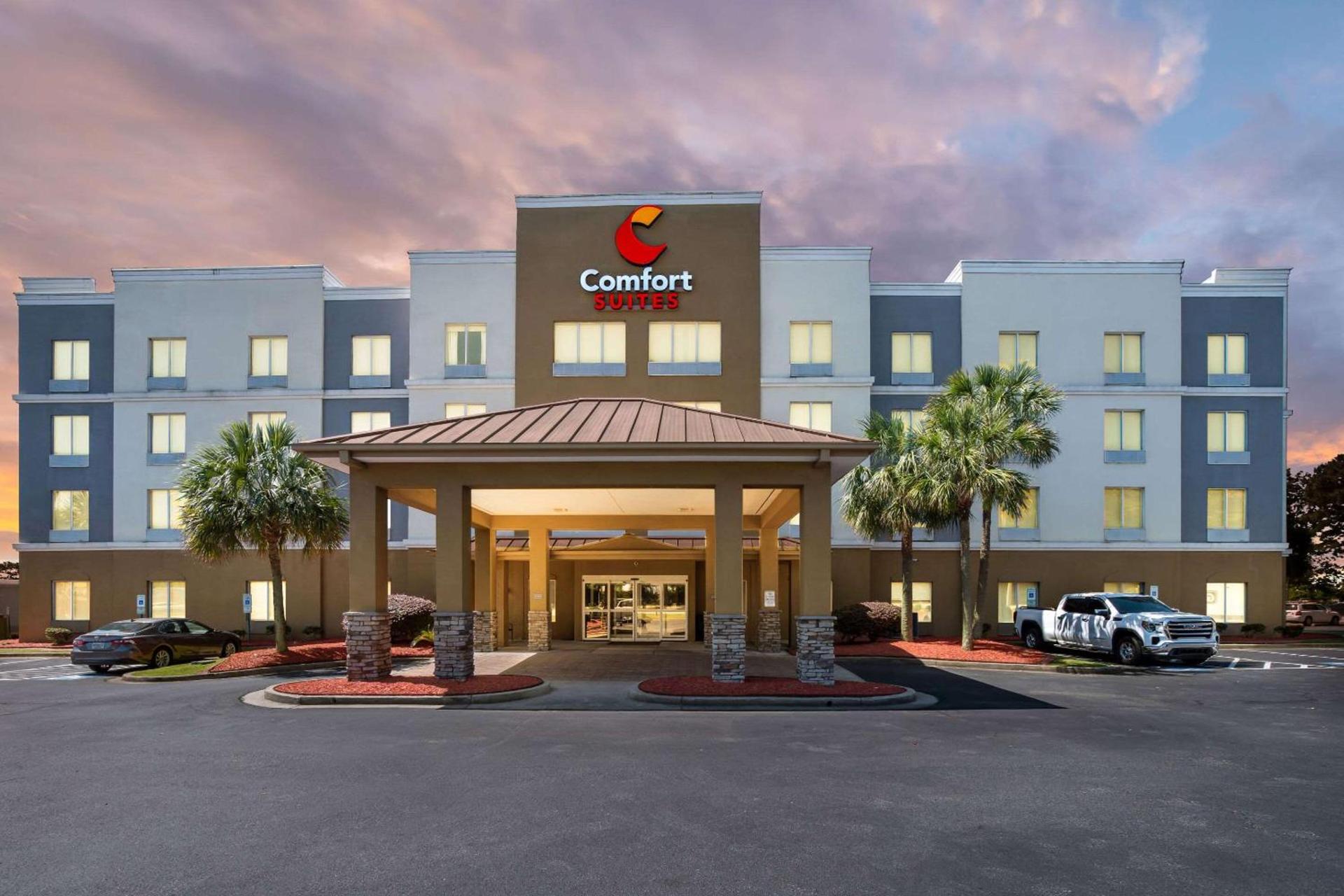 Comfort Suites Columbia at Harbison photo 32