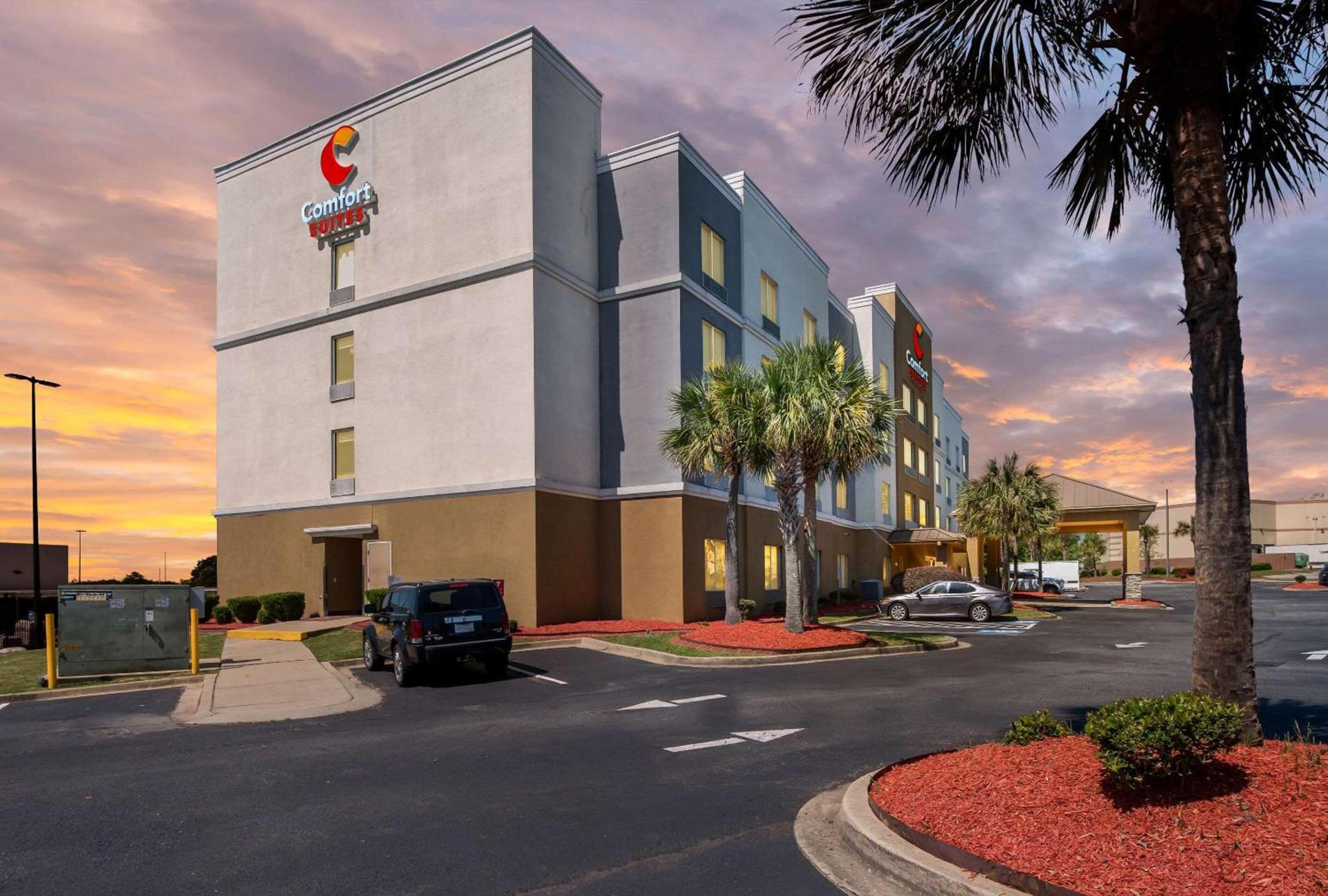 Comfort Suites Columbia at Harbison photo 34
