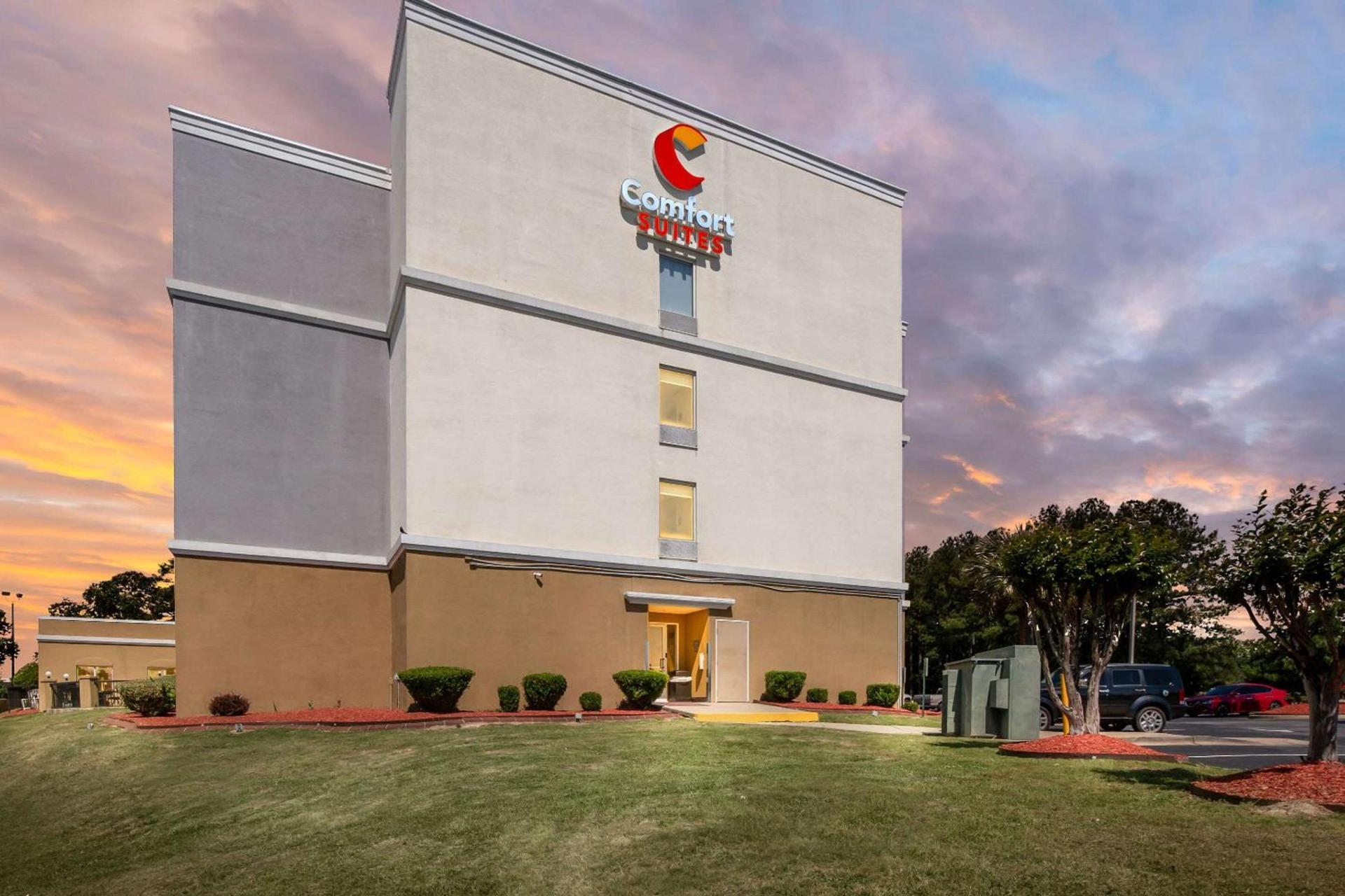 Comfort Suites Columbia at Harbison photo 35