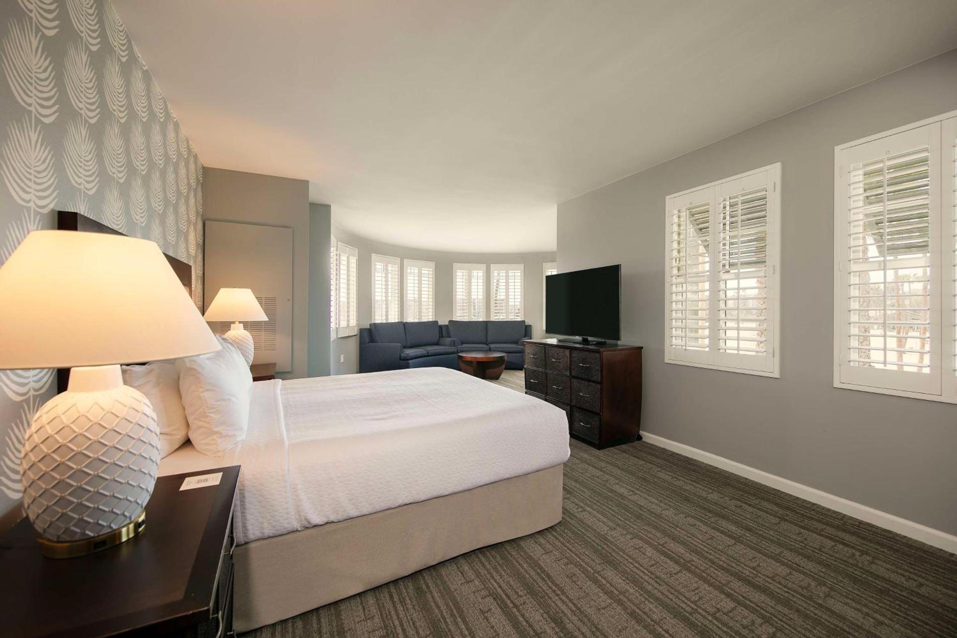 Jamaica Bay Inn Marina Del Rey Tapestry Collection by Hilton photo 8