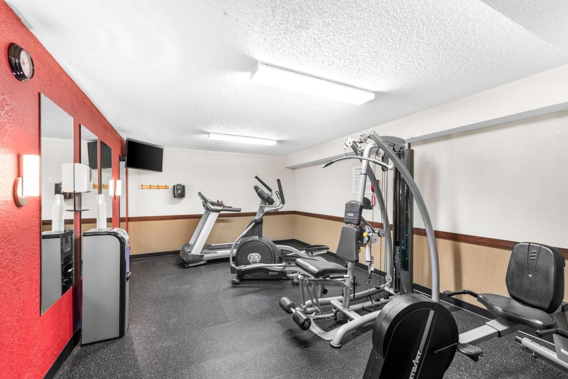 Quality Inn & Suites Columbus photo 50