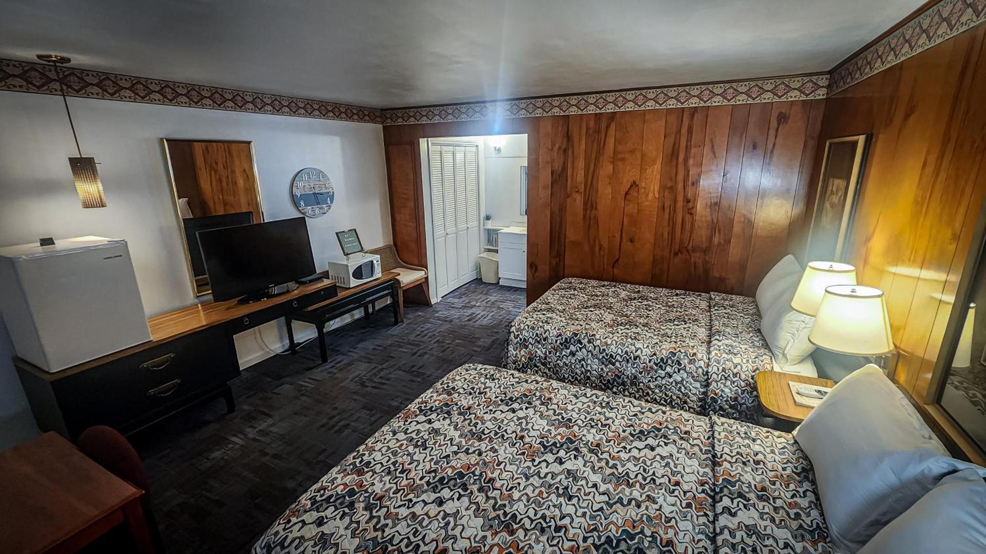 Benton Motel photo 41