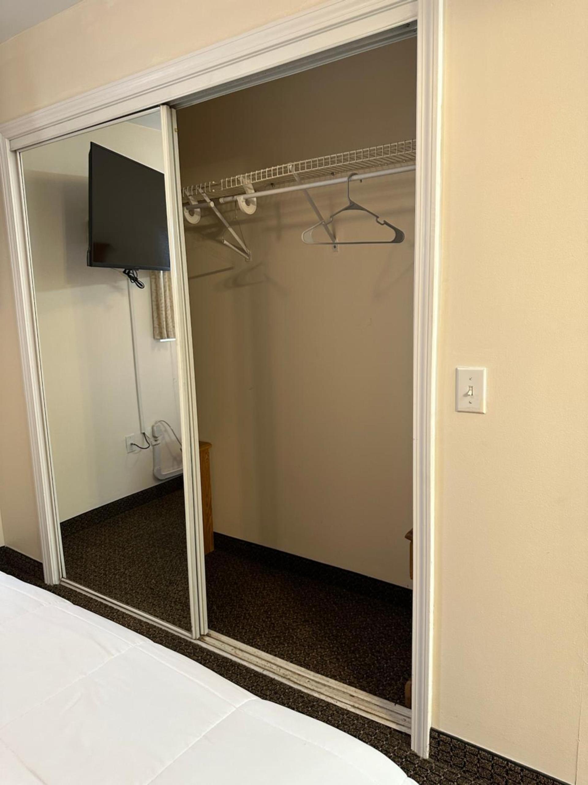 Security Inn and Suites photo 3
