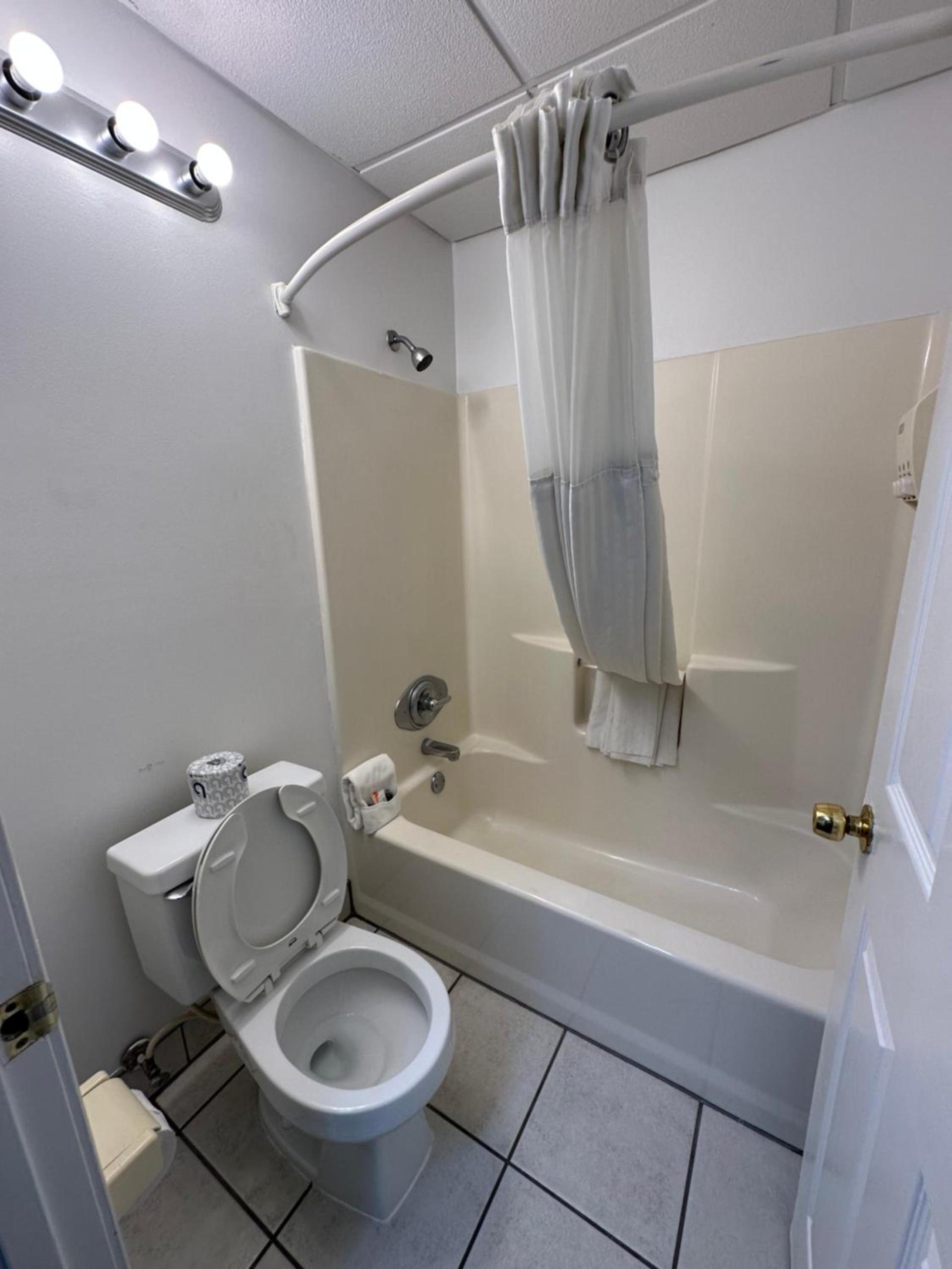Security Inn and Suites photo 6