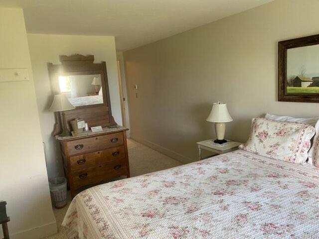 High Tide Inn on the Ocean, Motel and Cottages photo 24