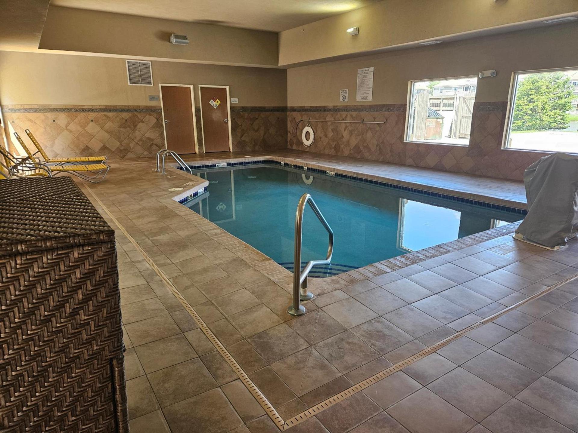 Comfort Inn & Suites Ankeny - Des Moines photo 11