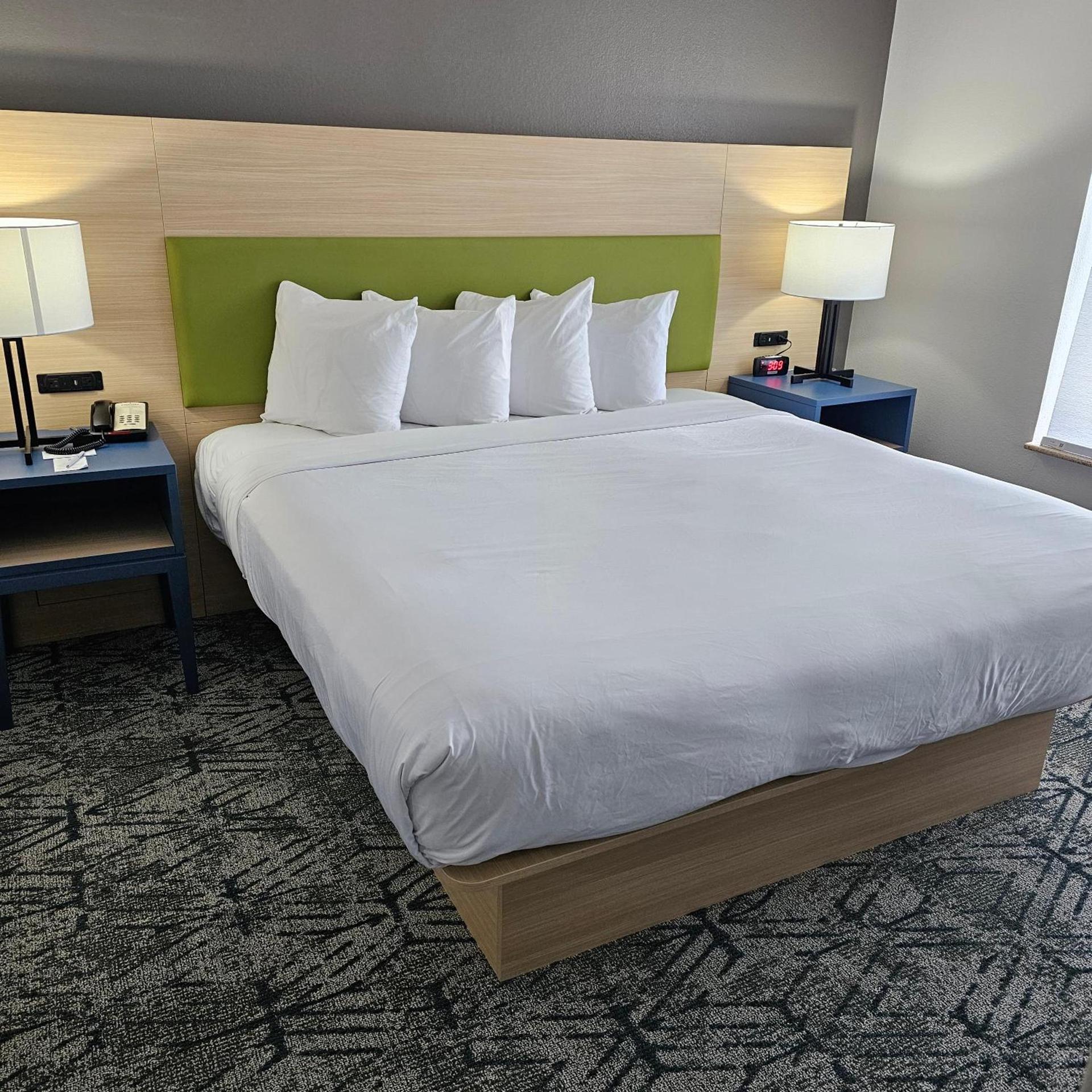 Country Inn & Suites by Radisson, Savannah I-95 North, GA photo 53