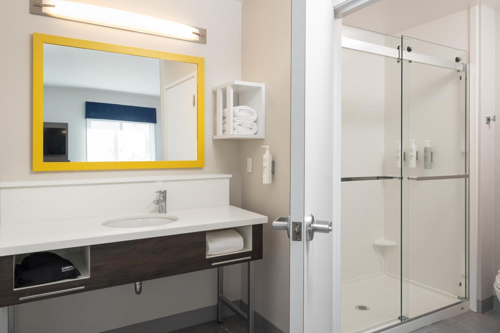 Hampton Inn & Suites Manteca photo 85
