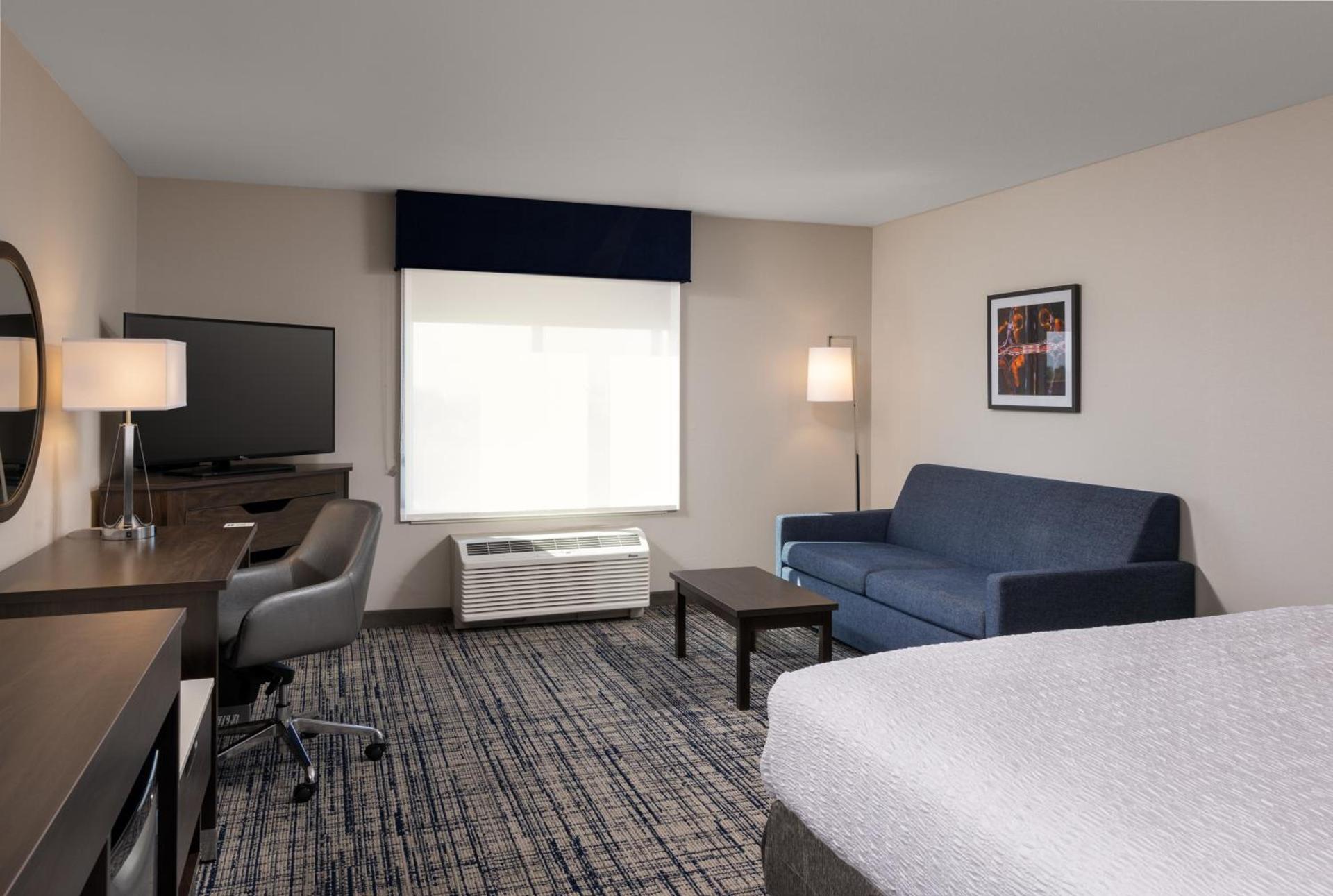 Hampton Inn & Suites Manteca photo 79