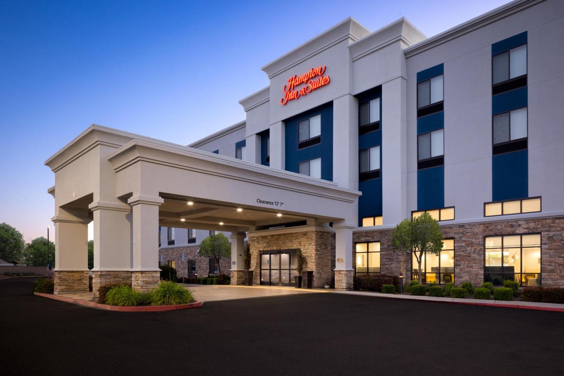 Hampton Inn & Suites Manteca photo 56