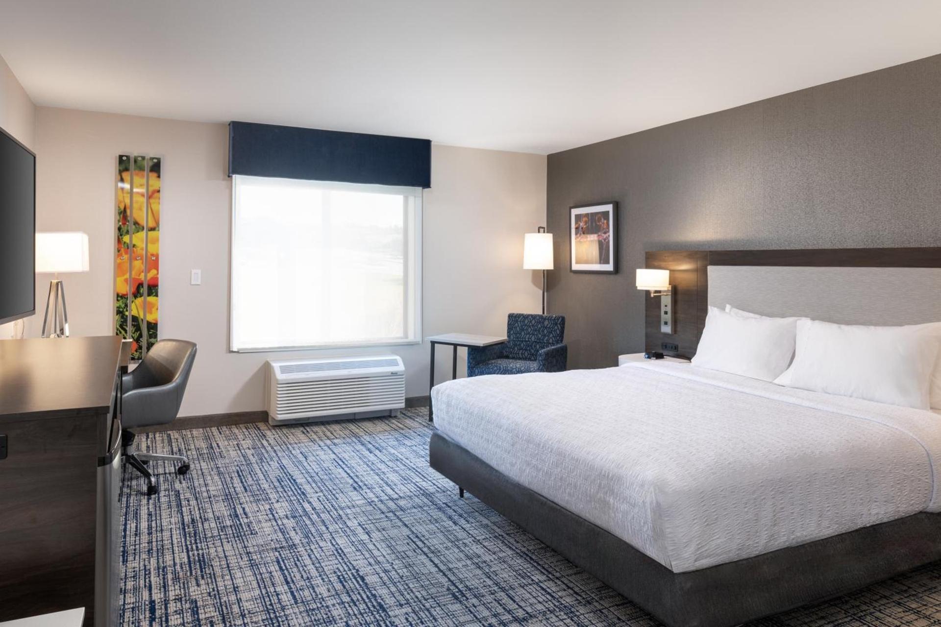 Hampton Inn & Suites Manteca photo 93