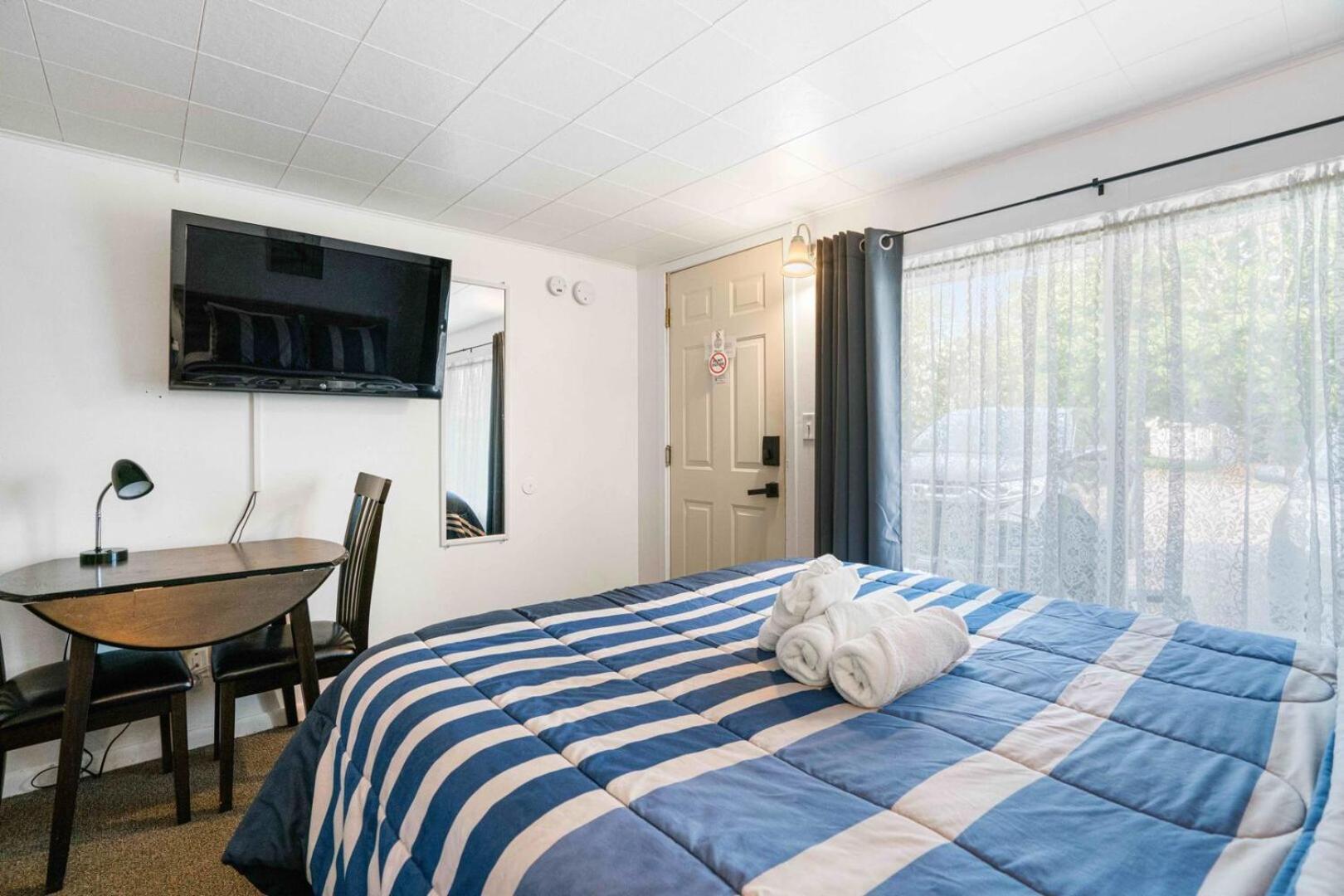South Arm Retreats Motel photo 85