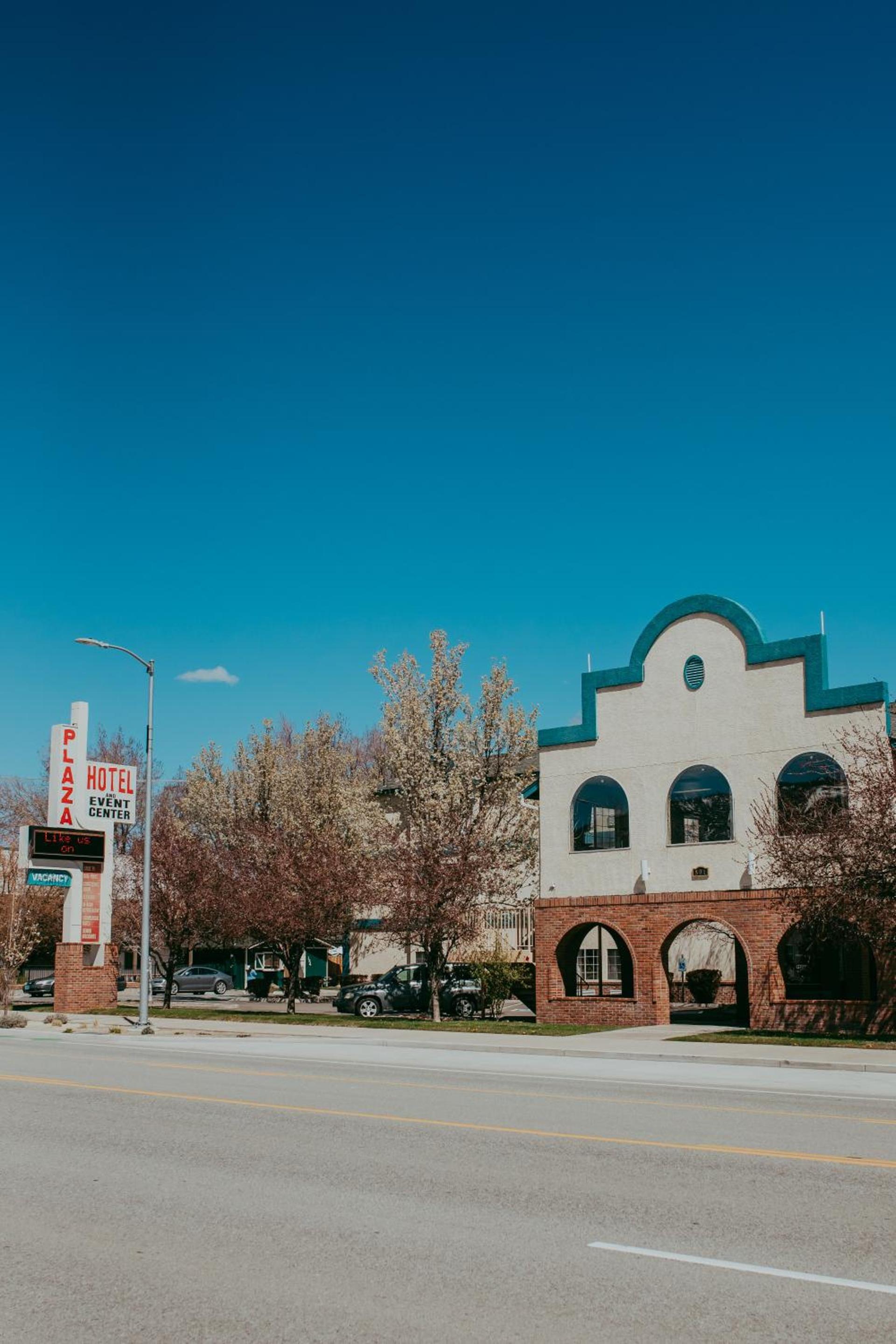 Carson City Plaza Hotel photo 2