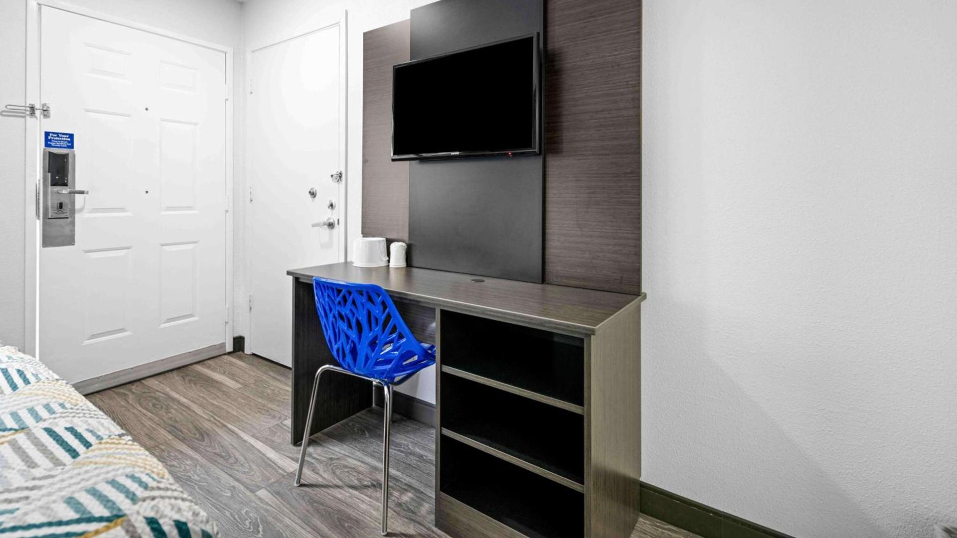 Motel 6-Monterey, CA photo 8
