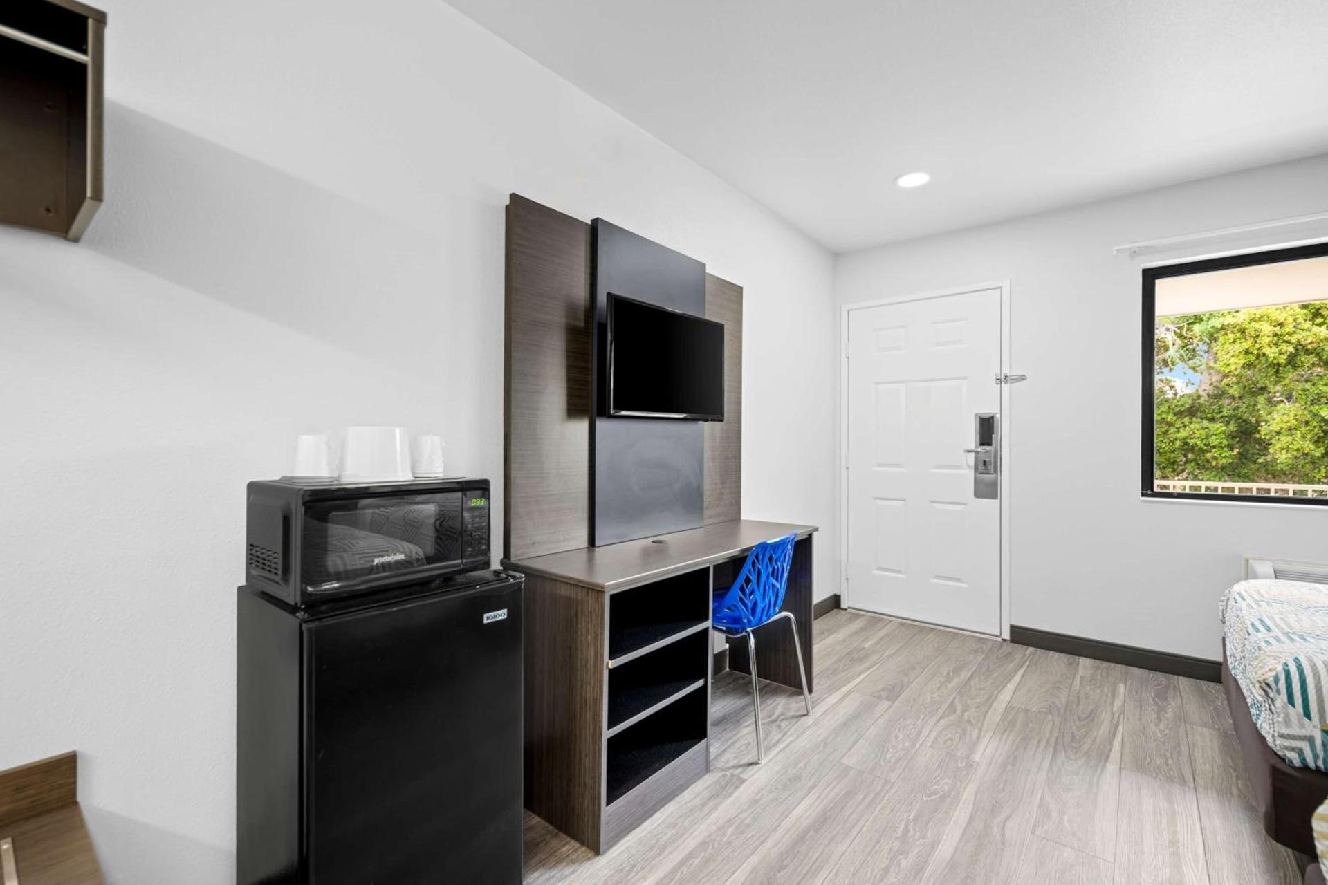 Motel 6-Monterey, CA photo 14