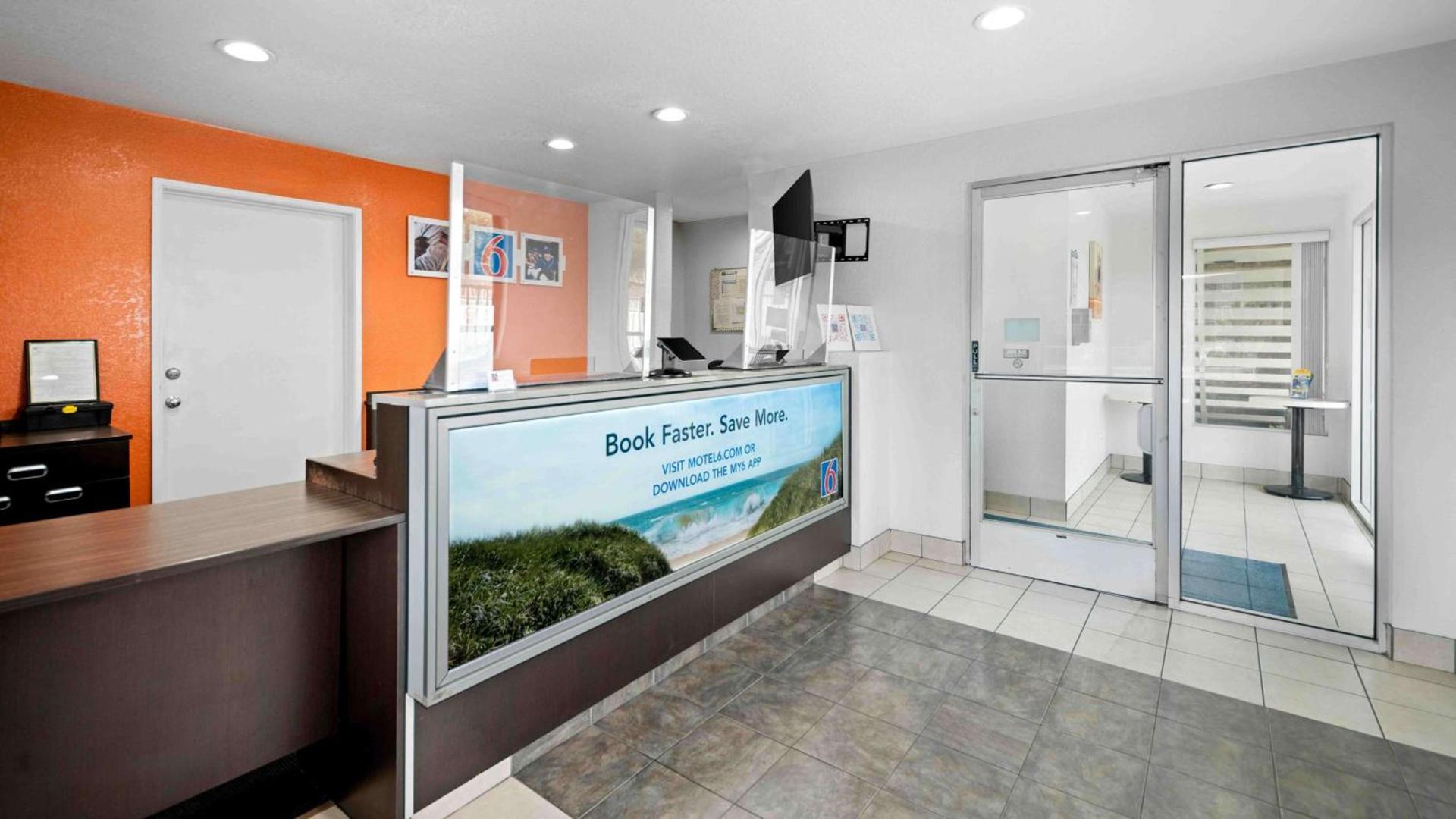 Motel 6-Monterey, CA photo 23