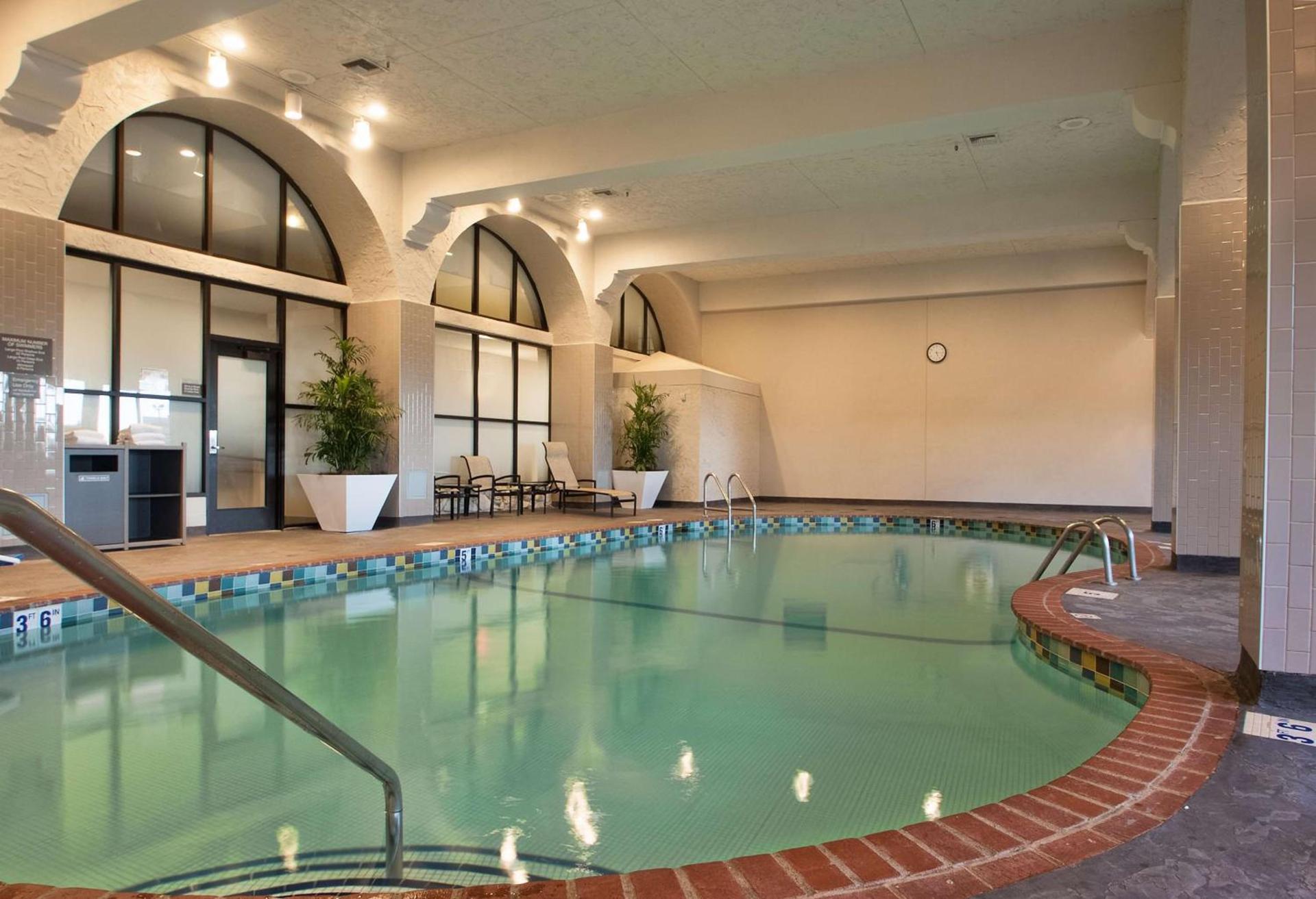 Embassy Suites by Hilton Minneapolis Bloomington Edina photo 13