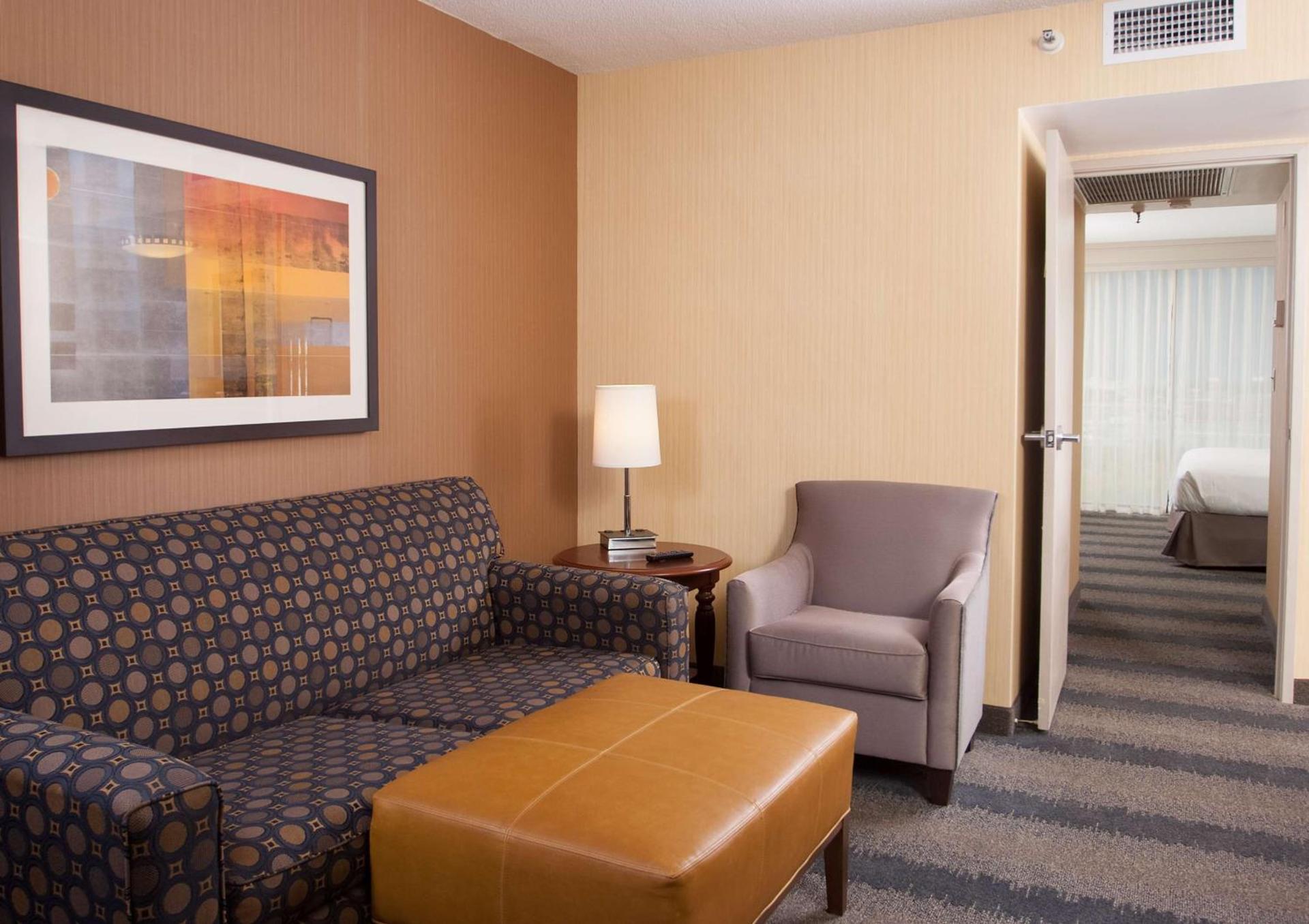 Embassy Suites by Hilton Minneapolis Bloomington Edina photo 41