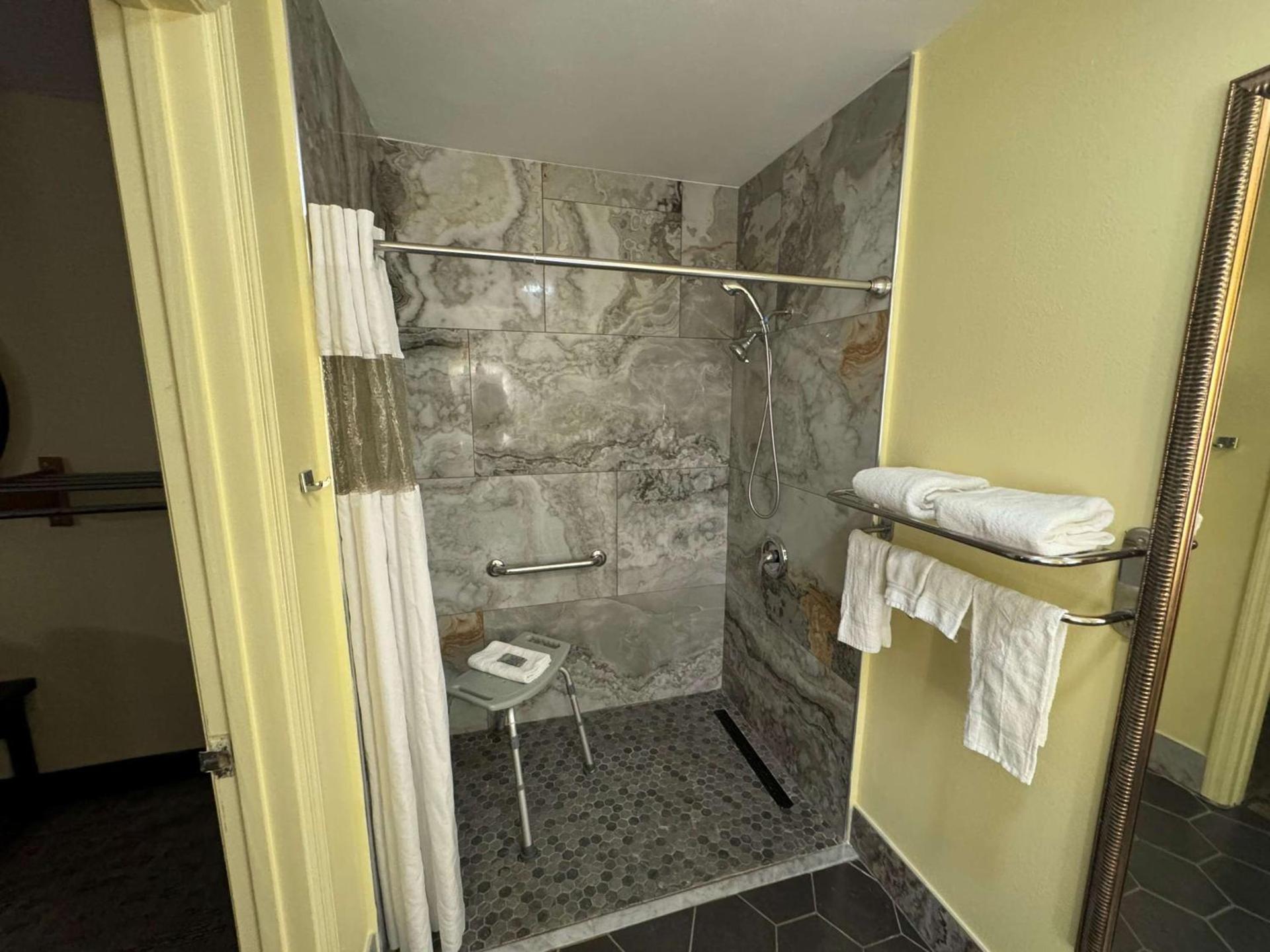 SureStay Hotel by Best Western Manning photo 29