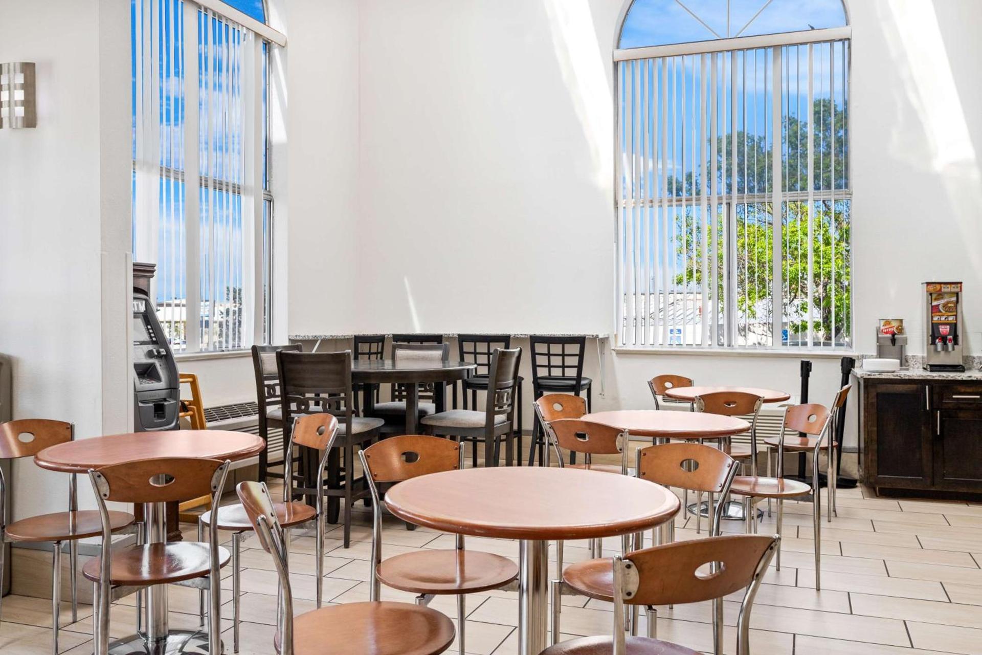 SureStay Hotel by Best Western Albuquerque Midtown photo 6
