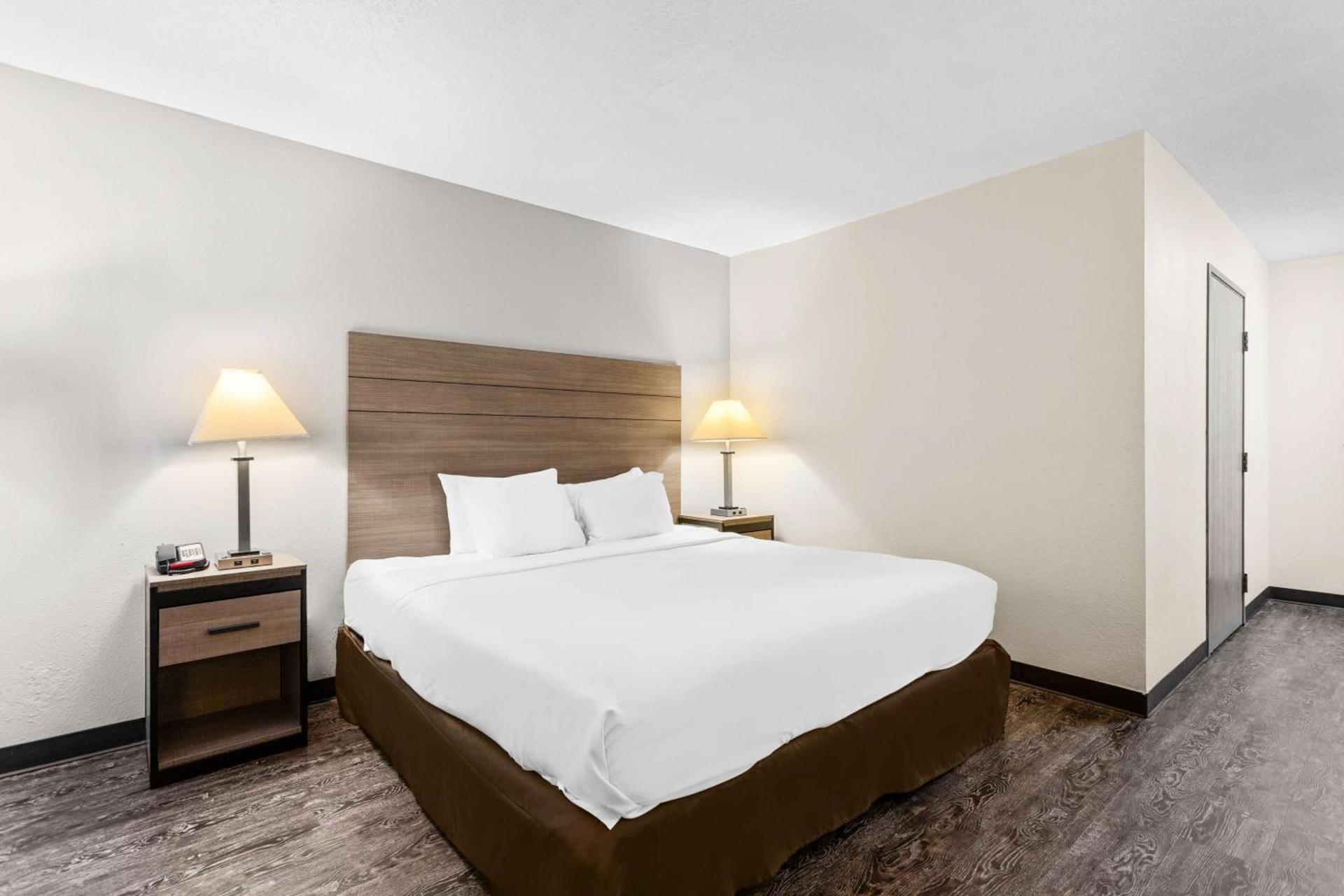 SureStay Hotel by Best Western Albuquerque Midtown photo 11