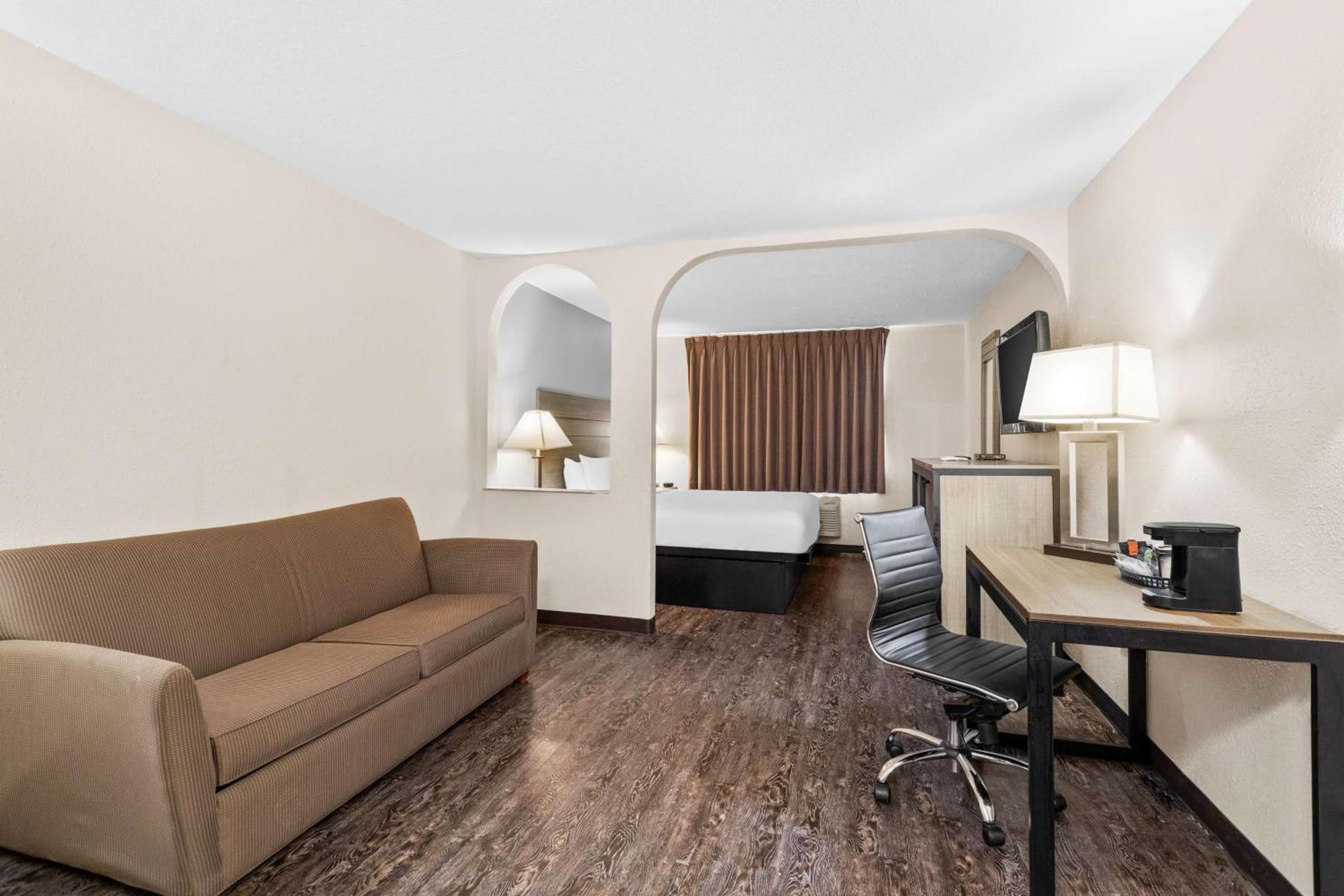 SureStay Hotel by Best Western Albuquerque Midtown photo 24