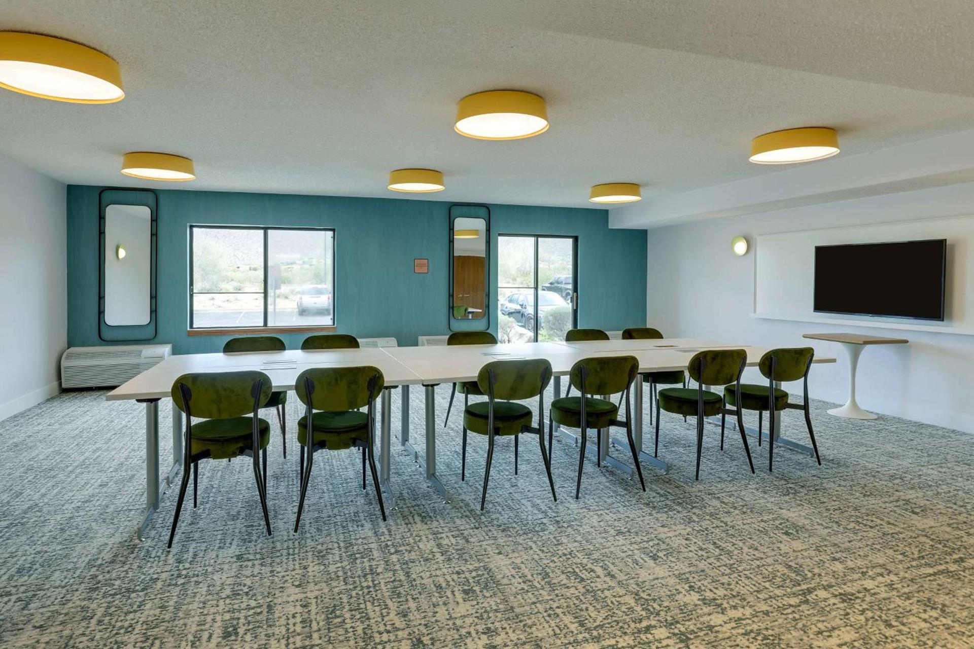 Sonesta Select Scottsdale at Mayo Clinic Campus photo 71