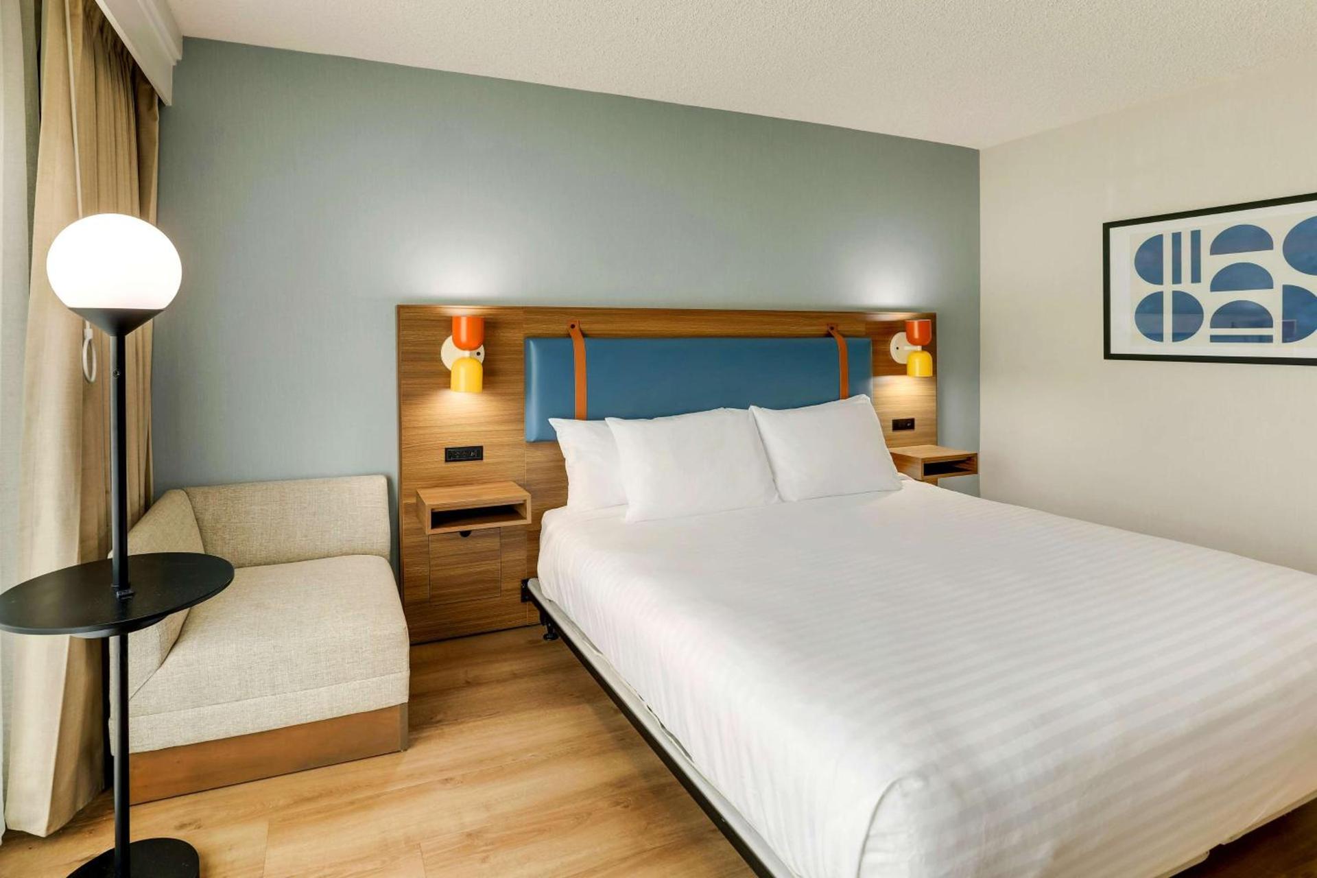 Sonesta Select Scottsdale at Mayo Clinic Campus photo 31