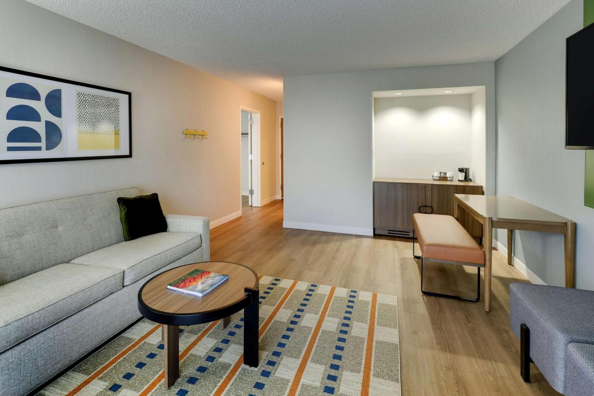 Sonesta Select Scottsdale at Mayo Clinic Campus photo 55