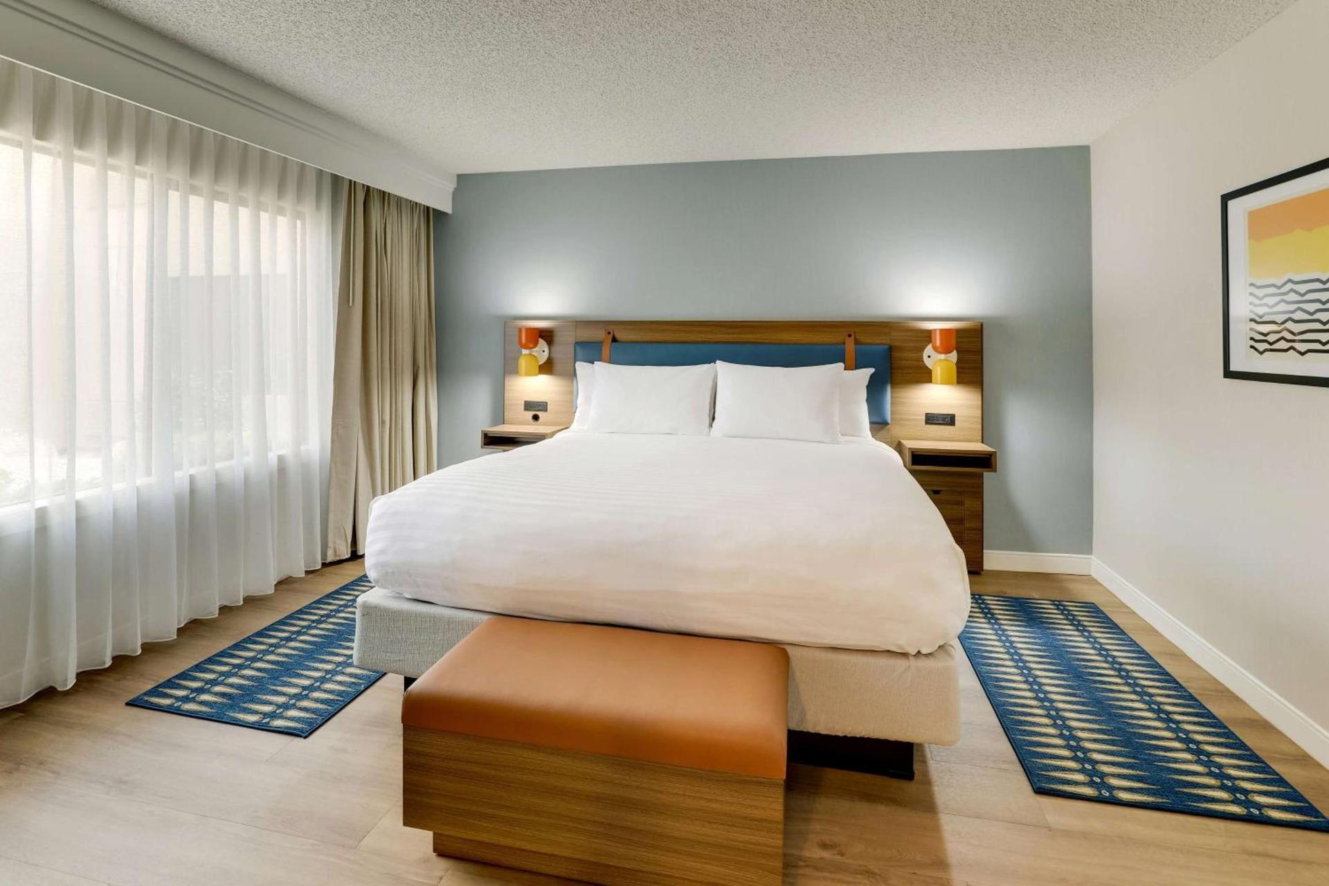 Sonesta Select Scottsdale at Mayo Clinic Campus photo 56