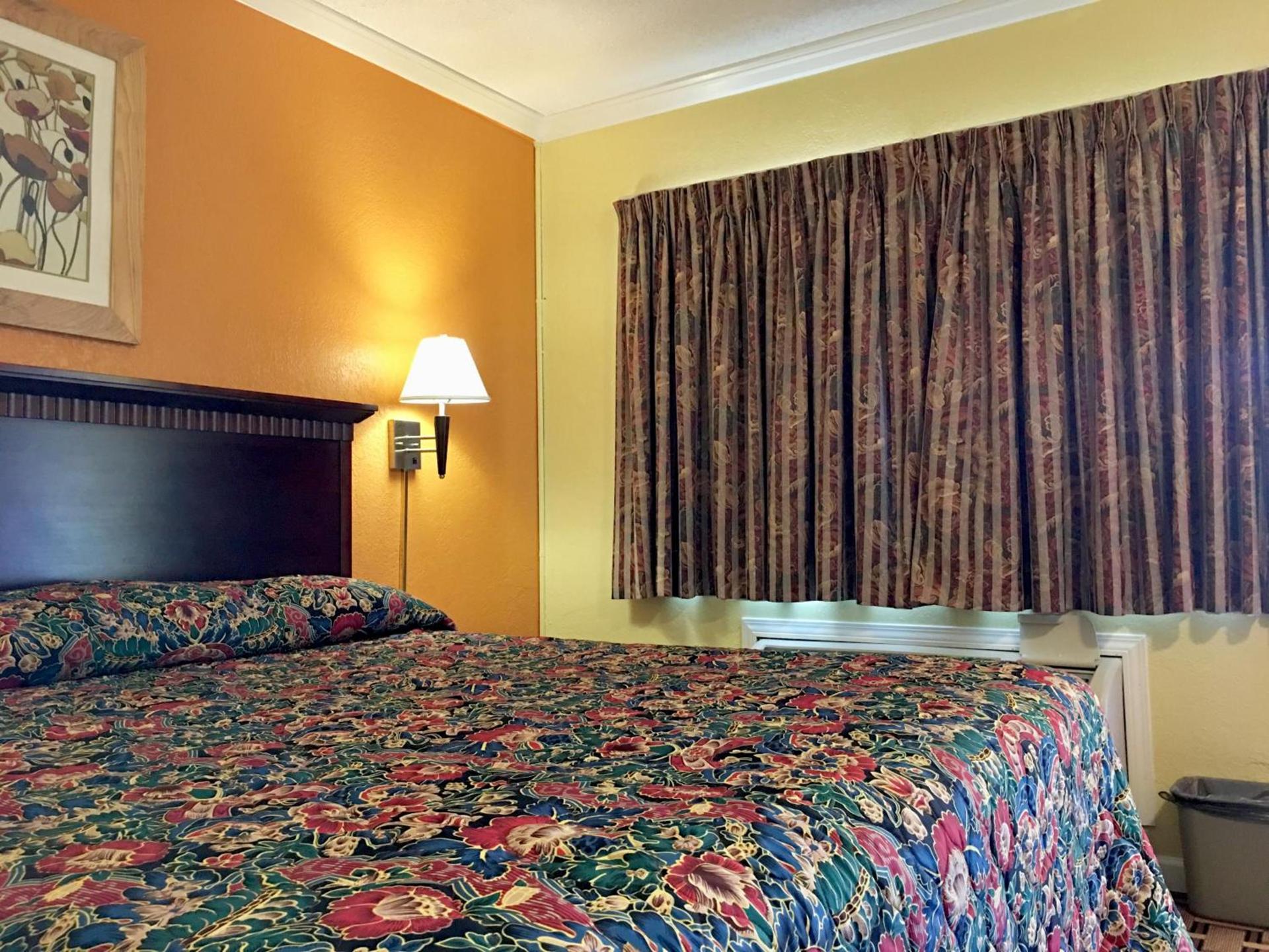 Kings Rest Motel photo 20