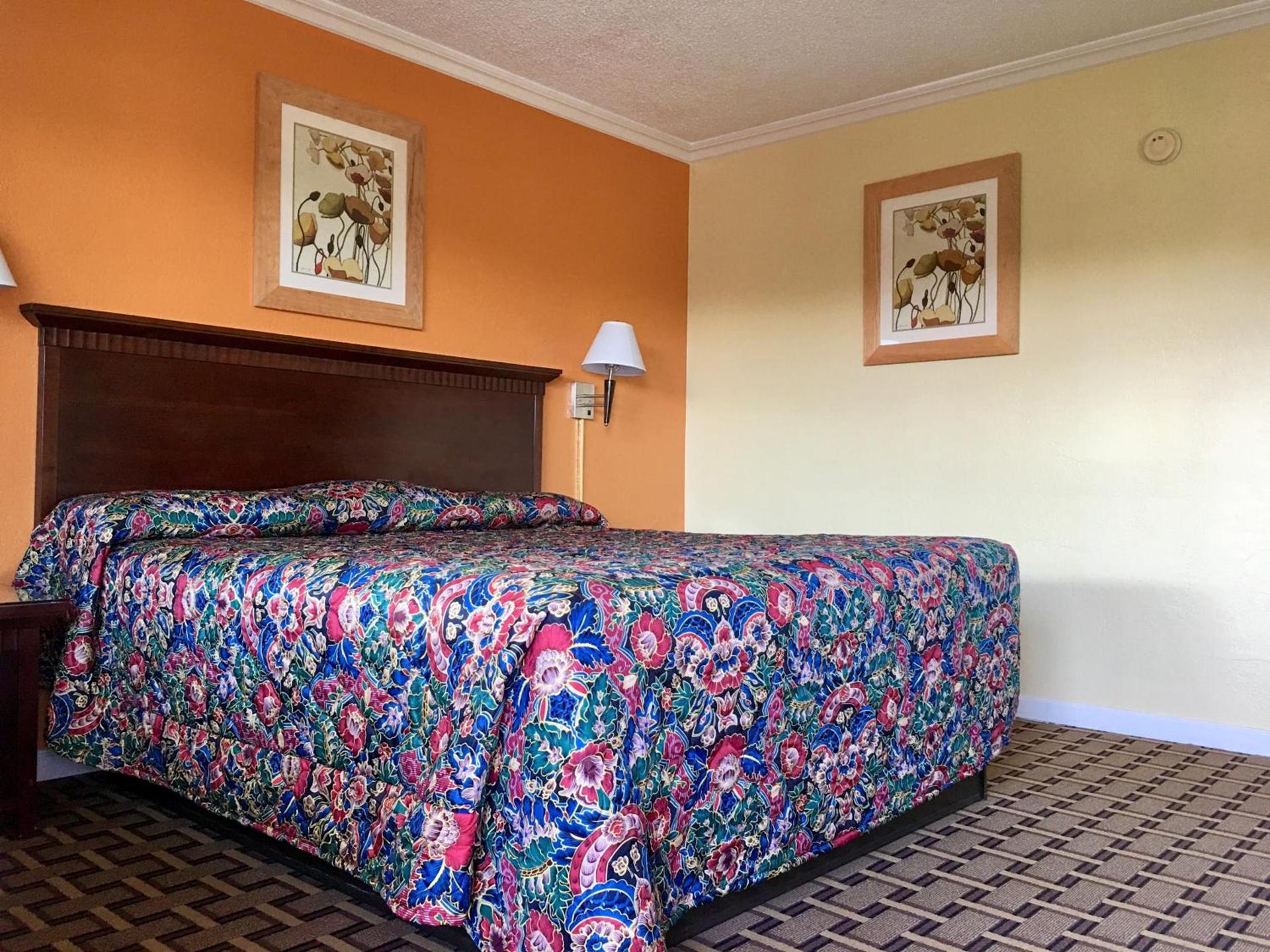 Kings Rest Motel photo 21